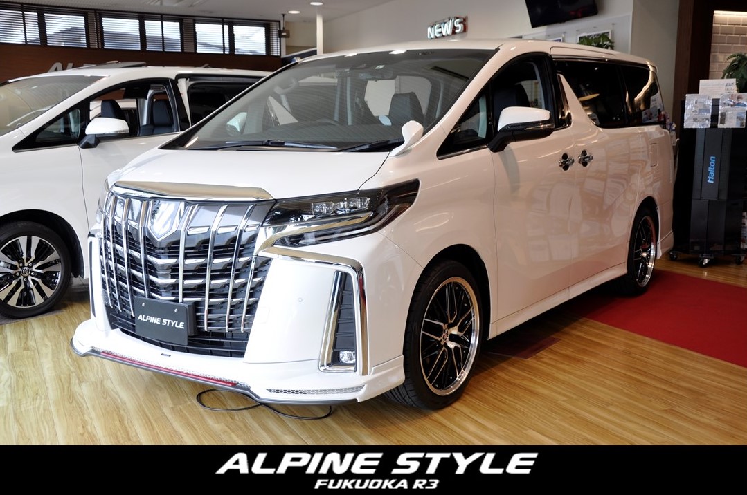 TOYOTA ALPHARD