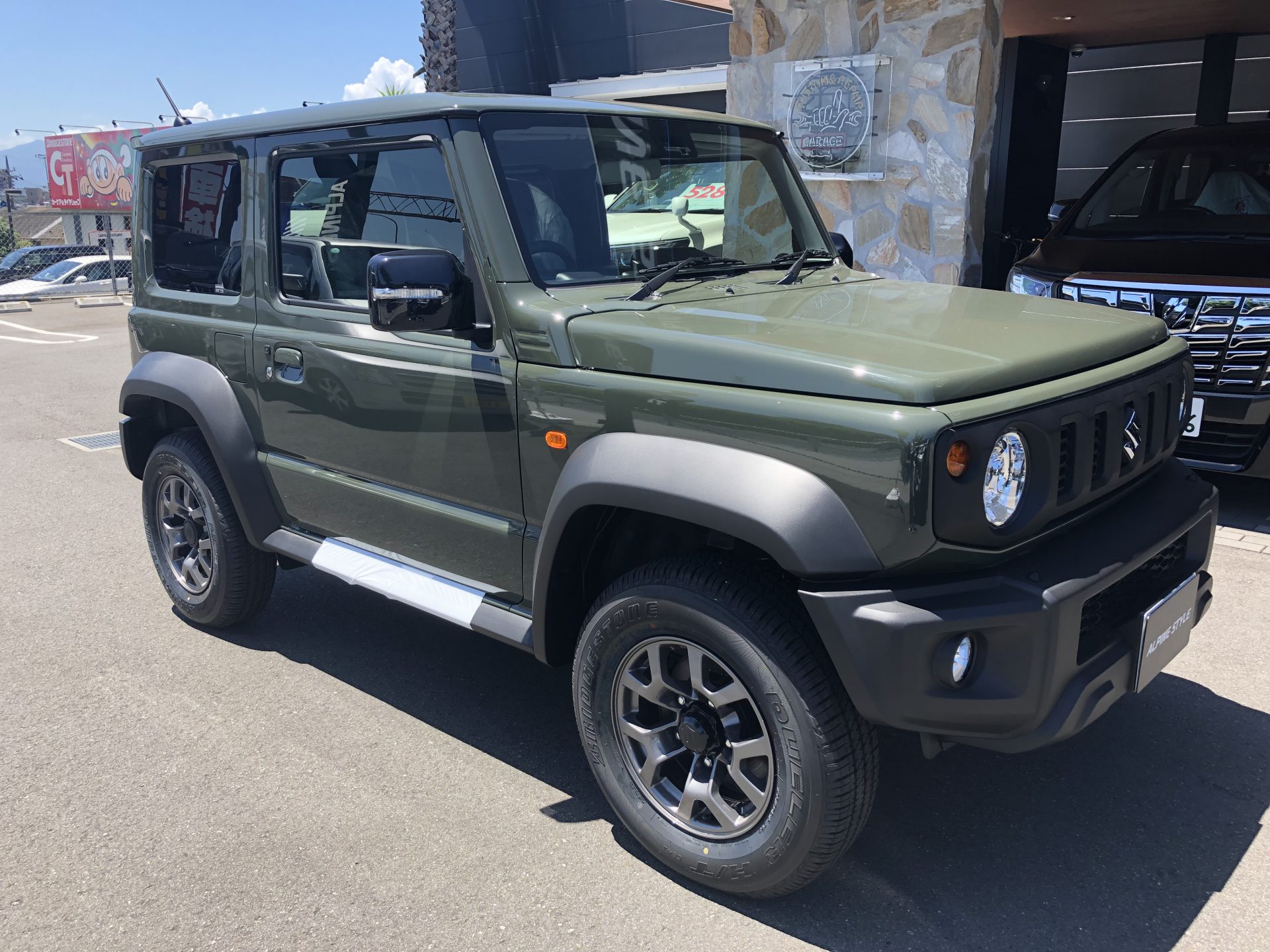 スズキ ジムニーシエラ 登録済未使用 5MT ガソリン