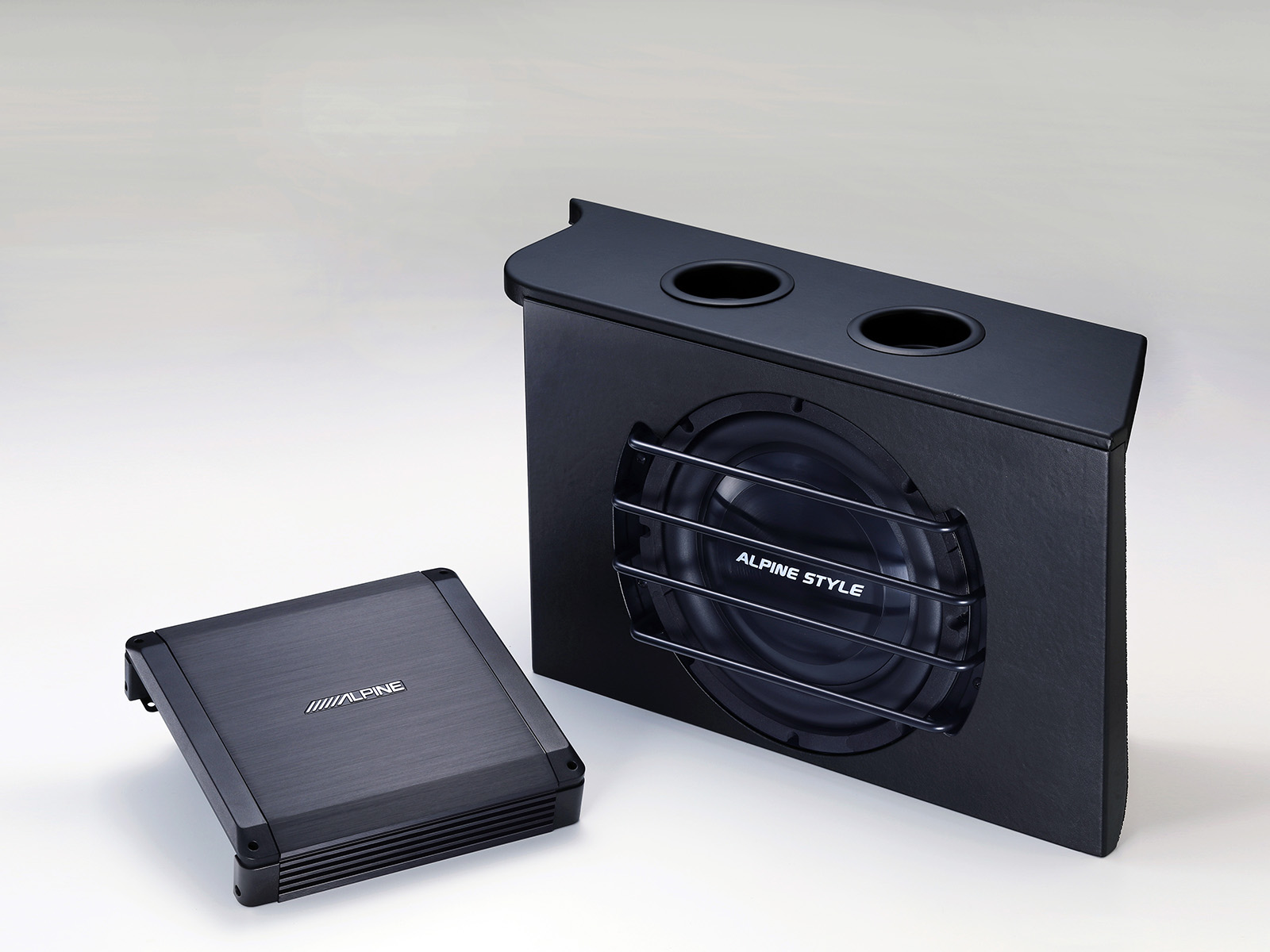 選ぶなら 2399-ジムニー・ジムニーシエラ用サブウーファー - アルパイン Car Audio