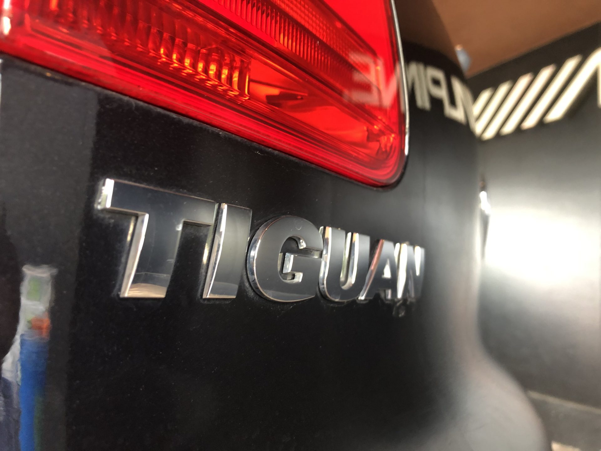 フォルクスワーゲン ティグアン 2.0TSI Rライン4モーション