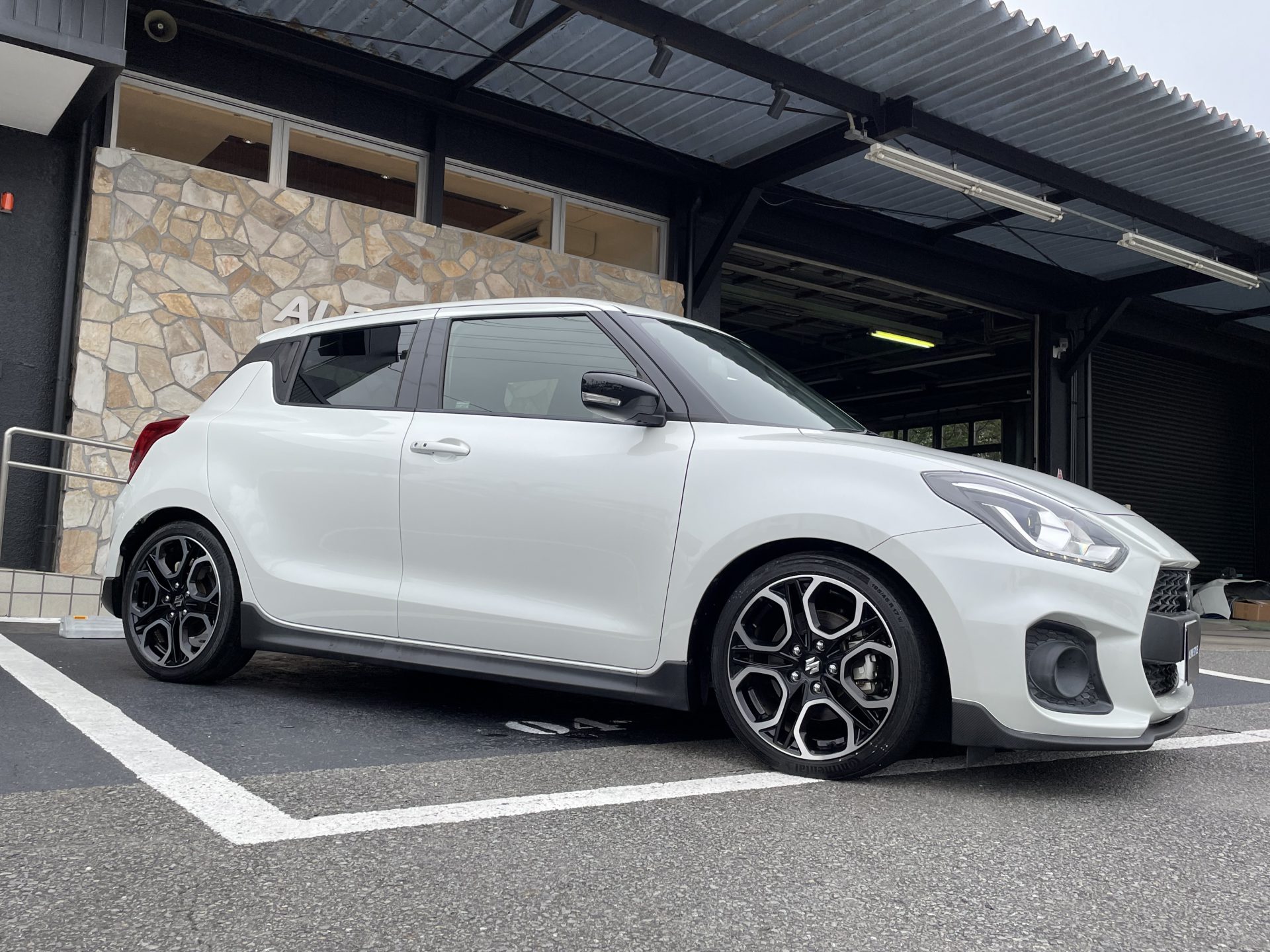 SUZUKI SWIFT SPORT 6MT