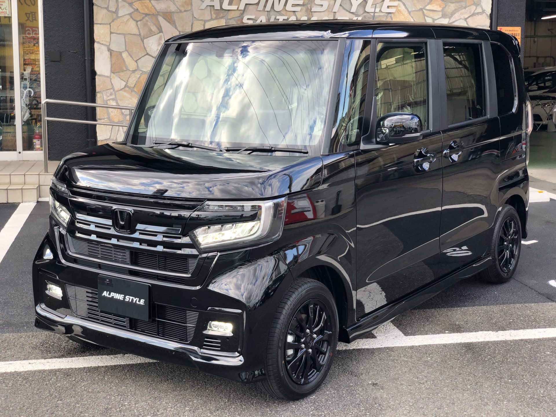 HONDA N-BOX-CUSTOM L - アルパインスタイル ALPINESTYLE