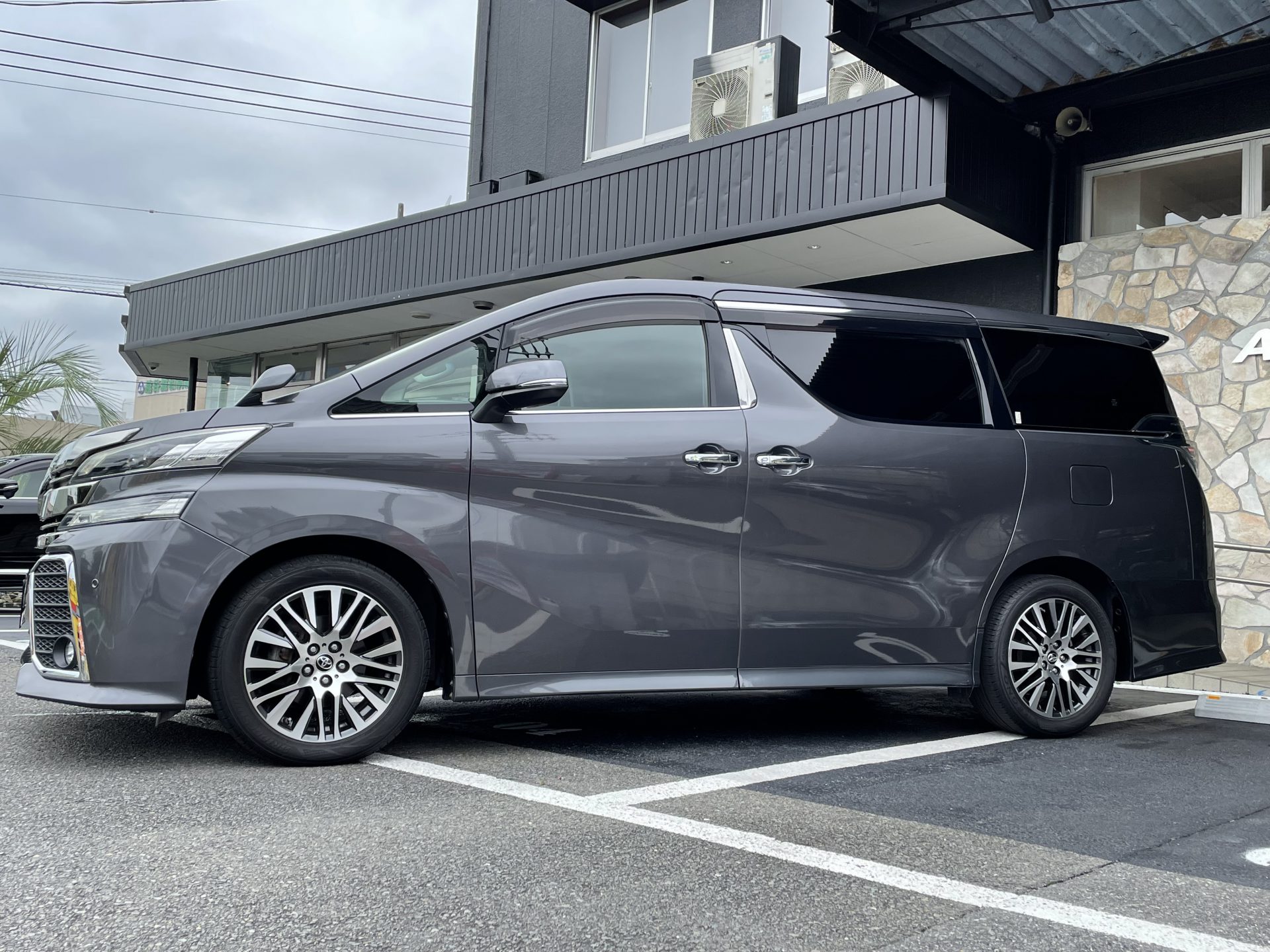 TOYOTA VELLFIRE 2.5Z Gedition