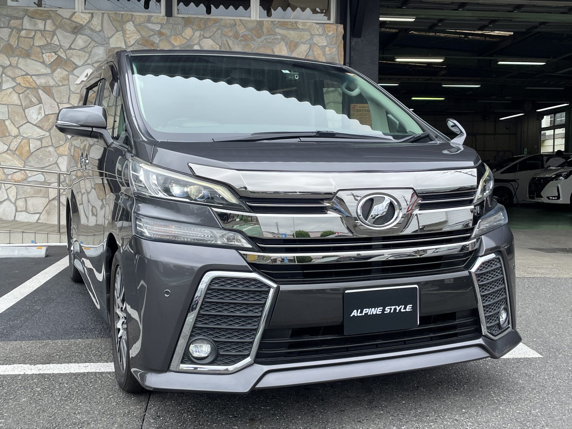 TOYOTA VELLFIRE 2.5Z Gedition