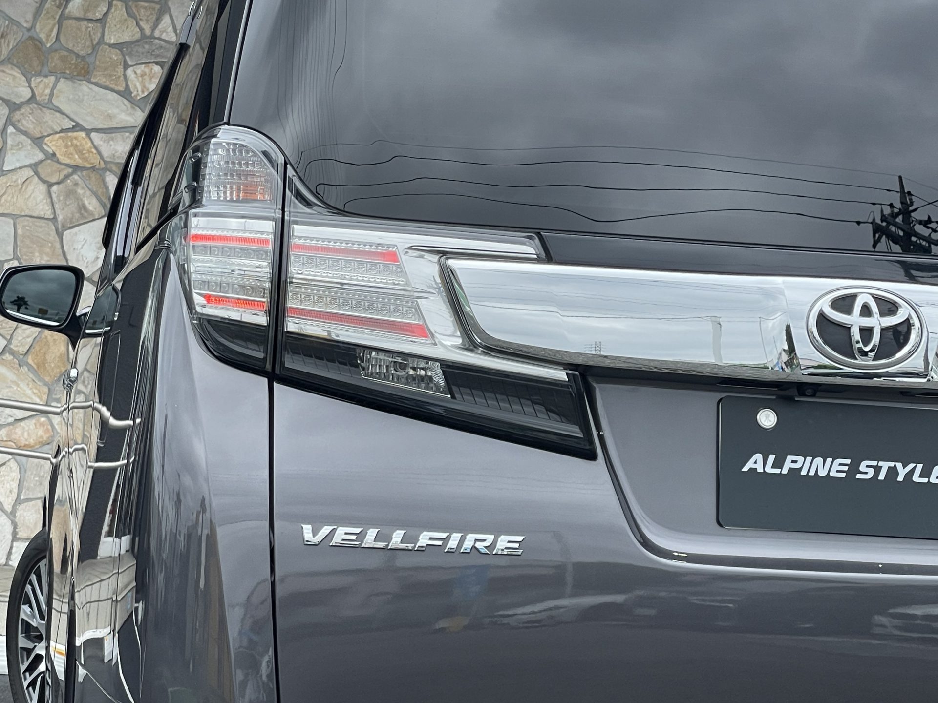 TOYOTA VELLFIRE 2.5Z Gedition