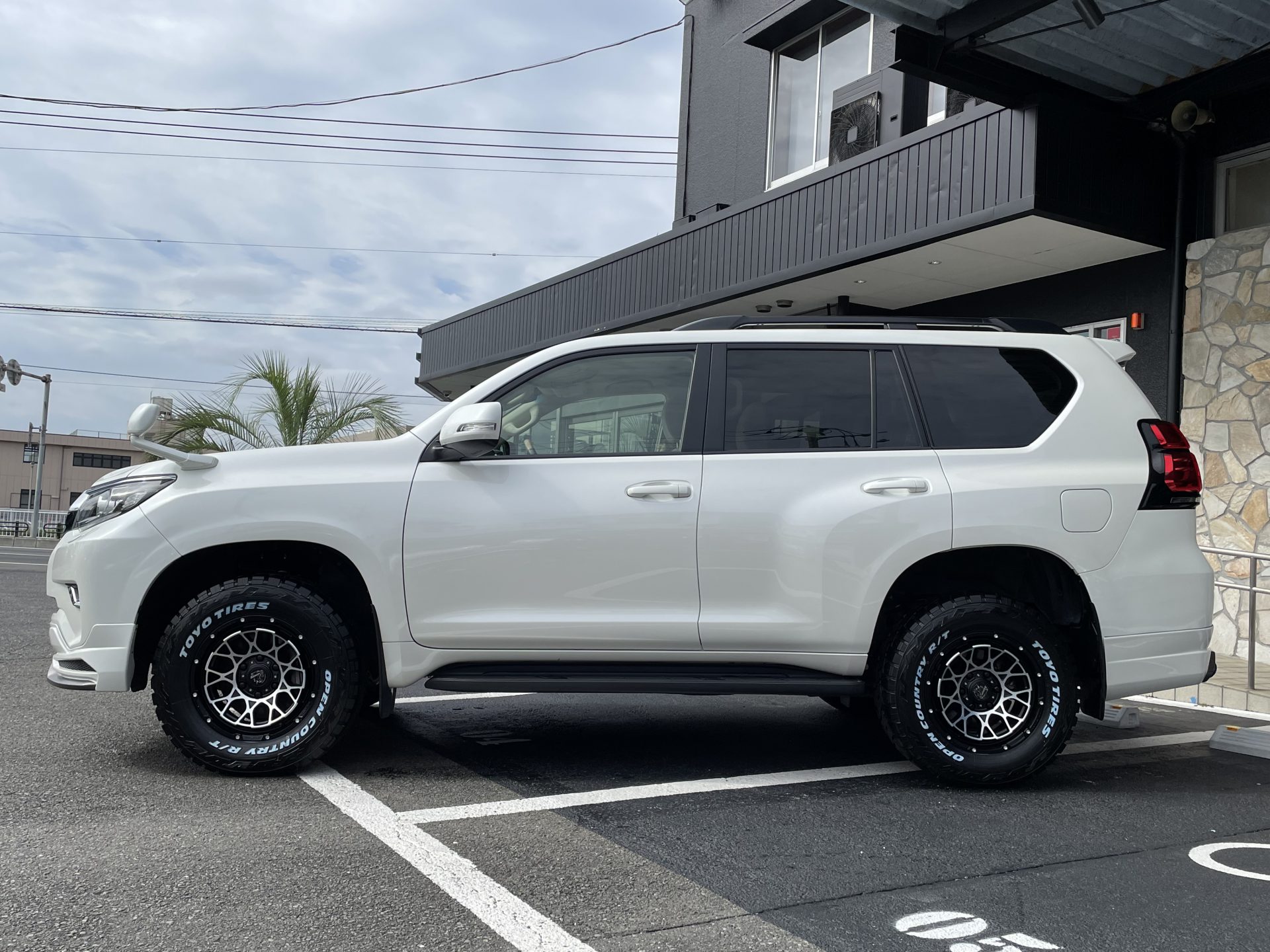 LANDCRUISER PRADO TX