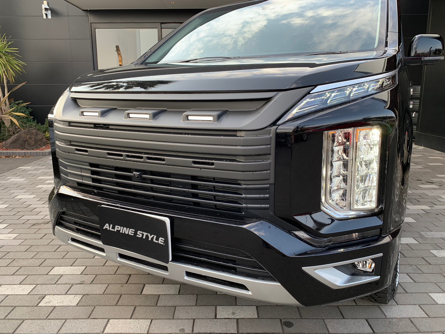 MITSUBISHI デリカD:5 G-Power Package