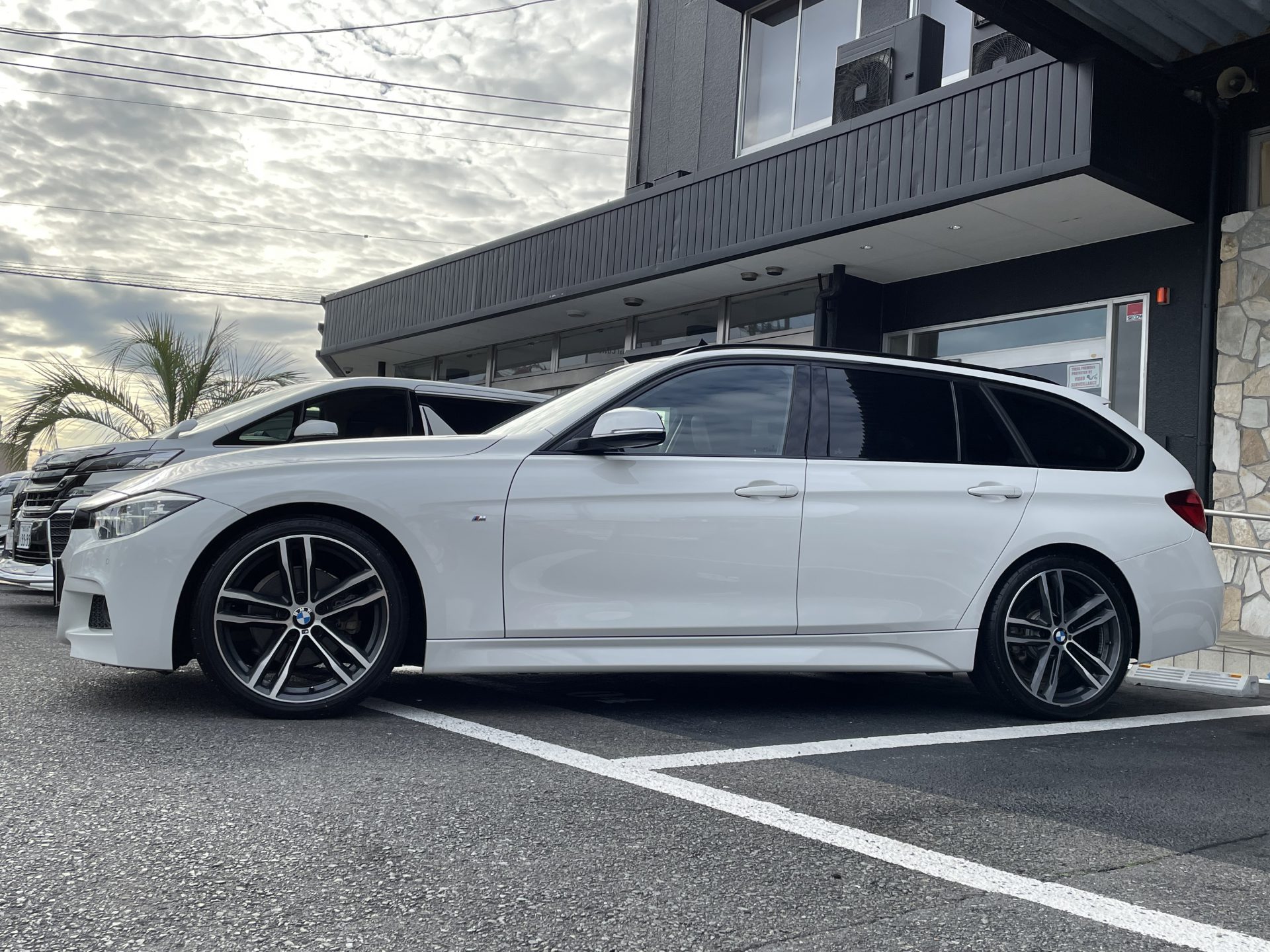 BMW 320dTouringMsport EDITION SHADOW