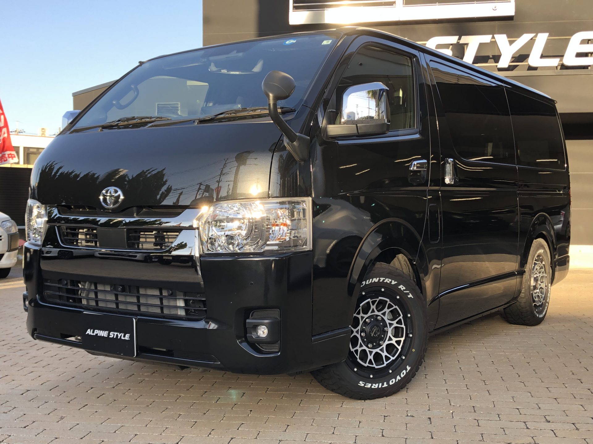 <strong>HIACE SUPER-GL DARKPRIMEⅡ</strong>