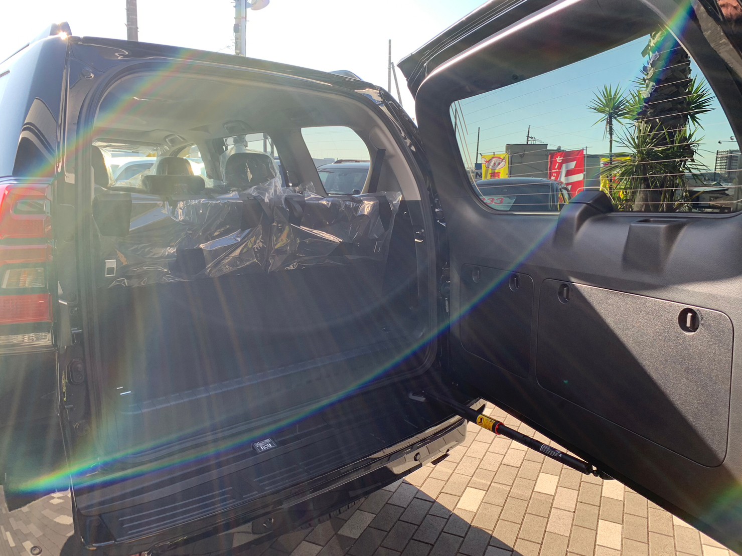 <strong>LANDCRUISER PRADO TX-L MattBlackEdition</strong>