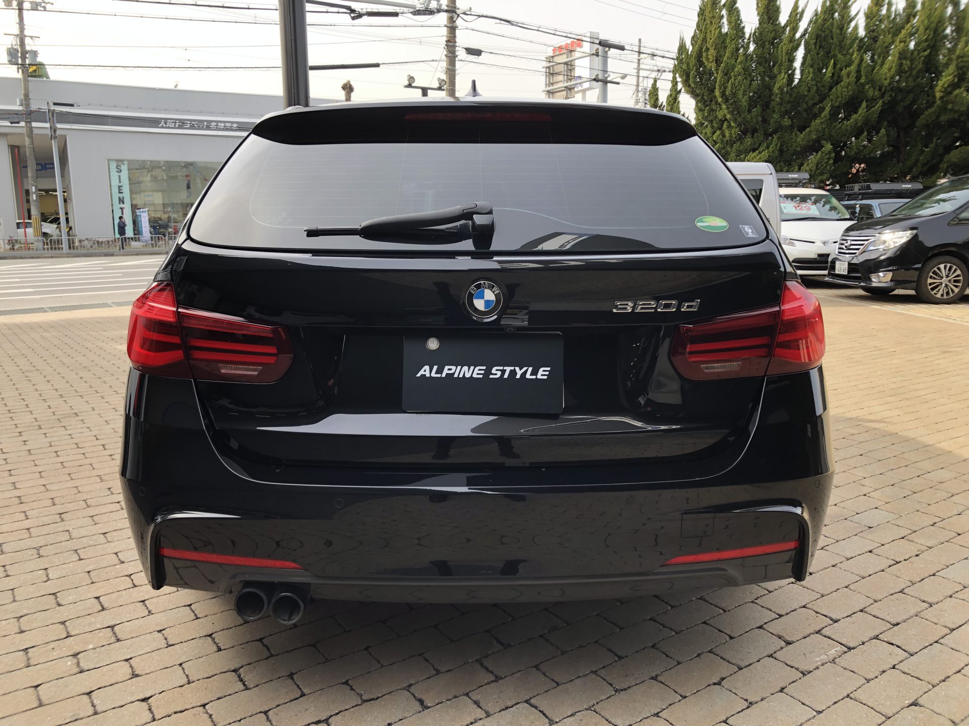BMW 320d Touring M Sport 限定車「Edition Shadow」
