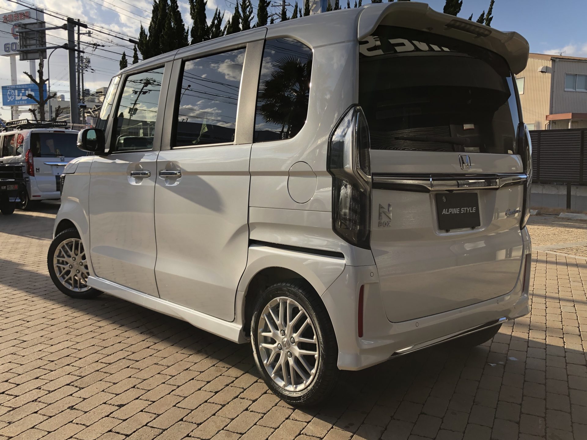 HONDA N-BOX Custom Lターボ