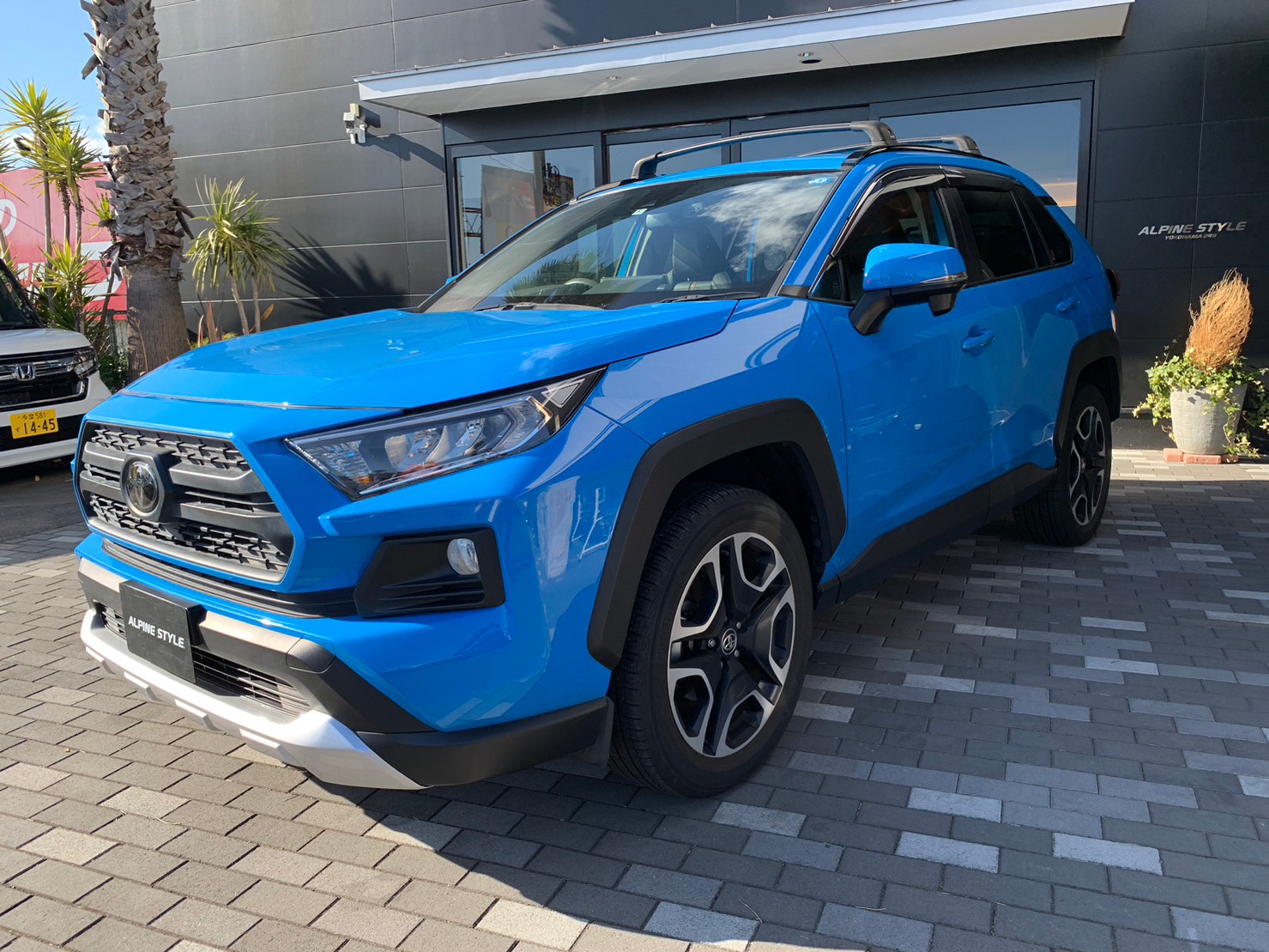 TOYOTA RAV4 adventure