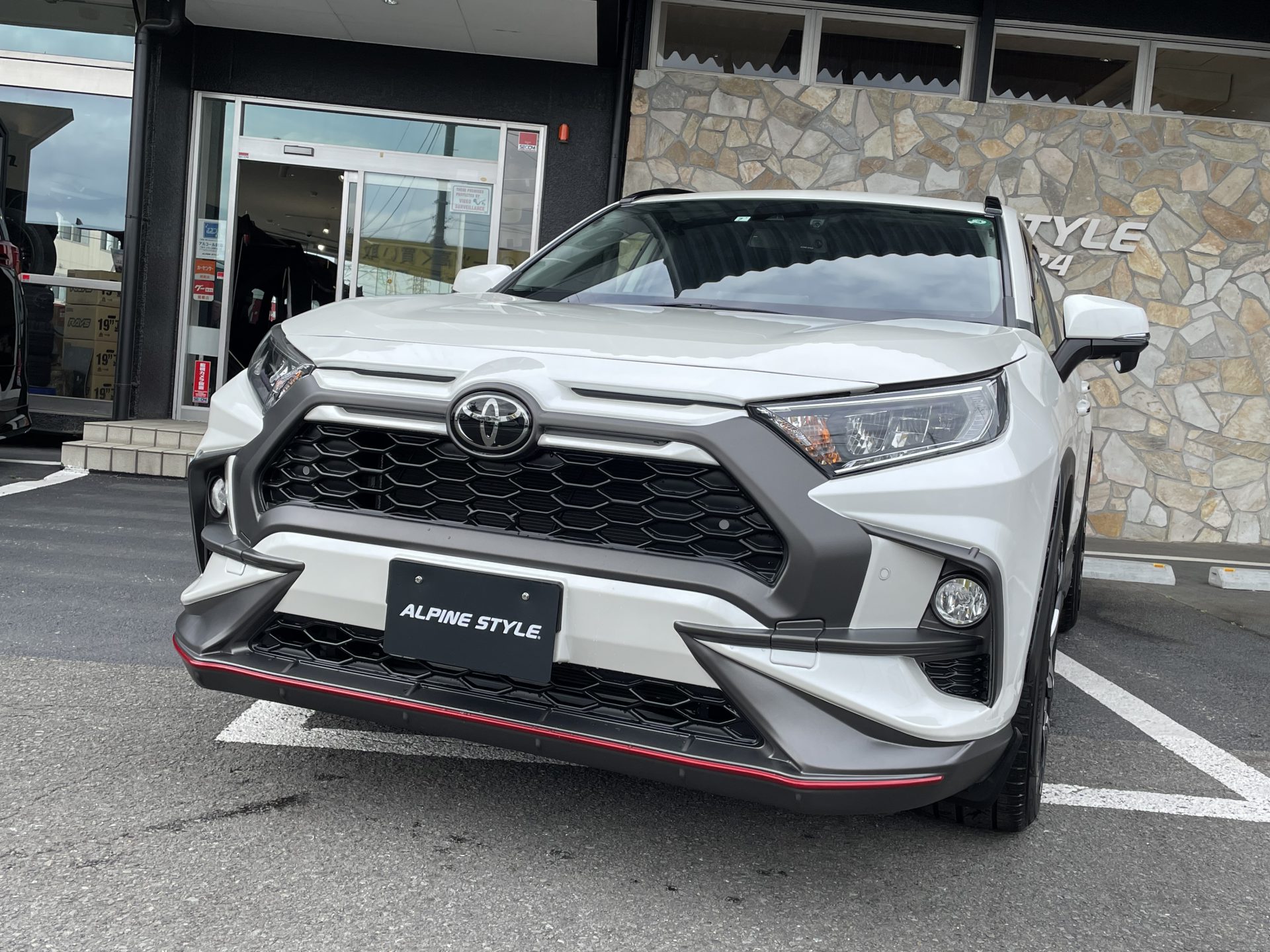 RAV4 G NEWSDESIGNcomplete