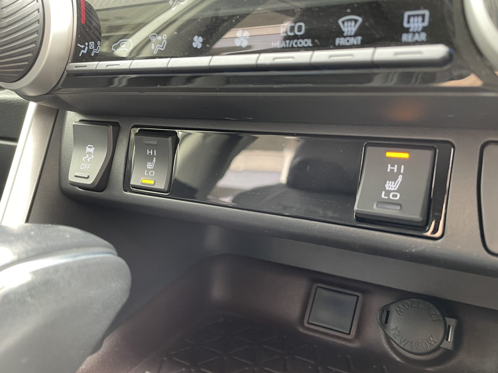 RAV4 G NEWSDESIGNcomplete