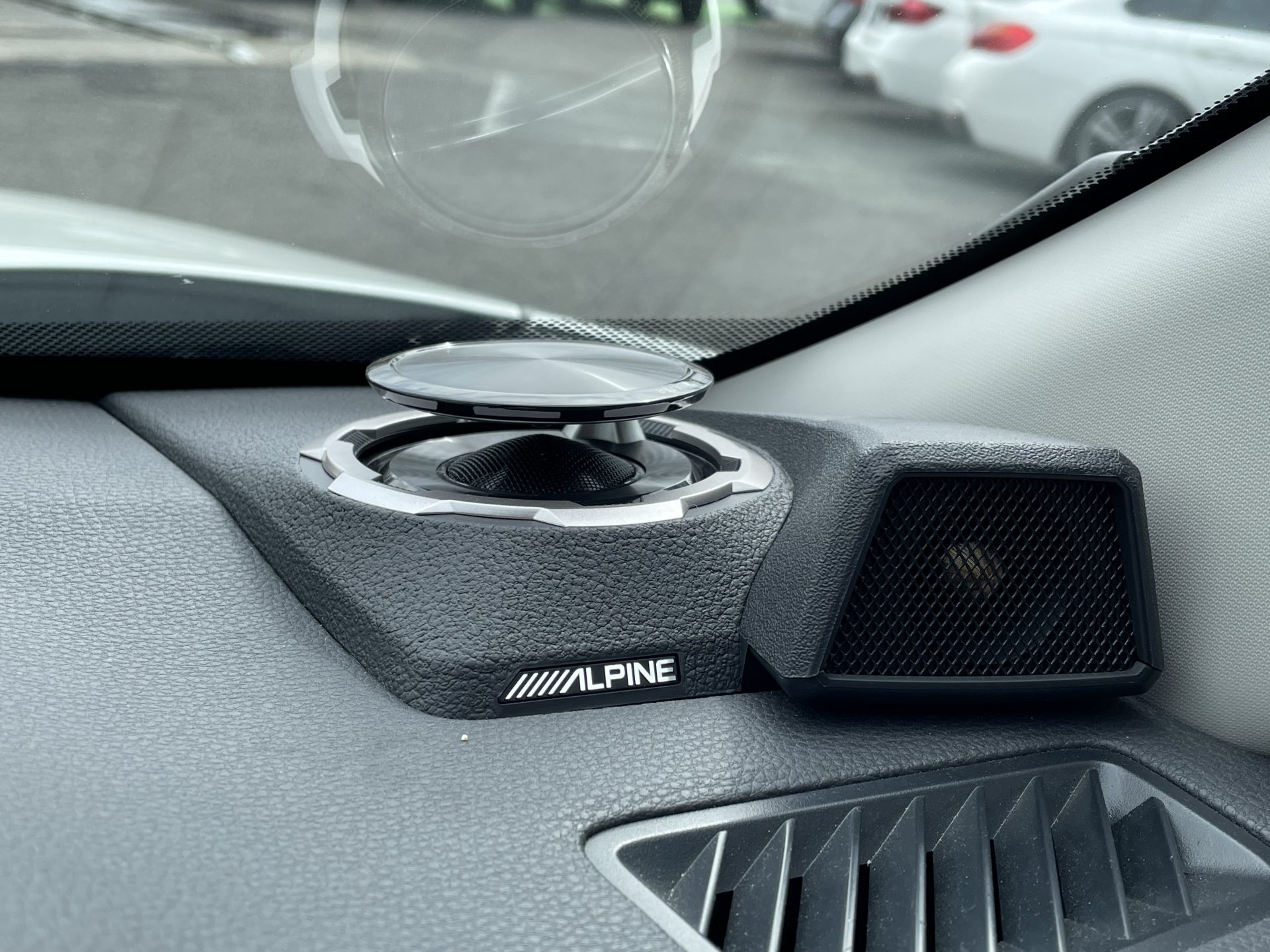 RAV4 G NEWSDESIGNcomplete