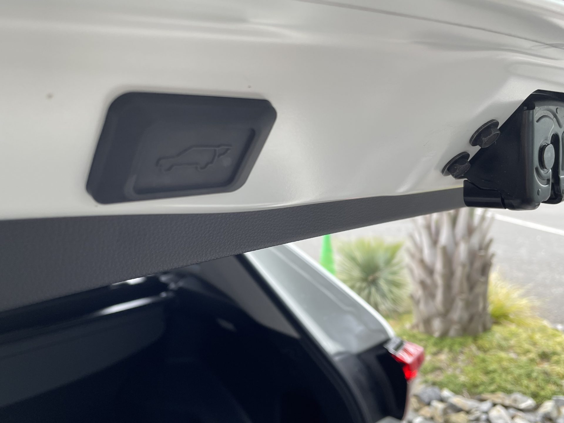 RAV4 G NEWSDESIGNcomplete