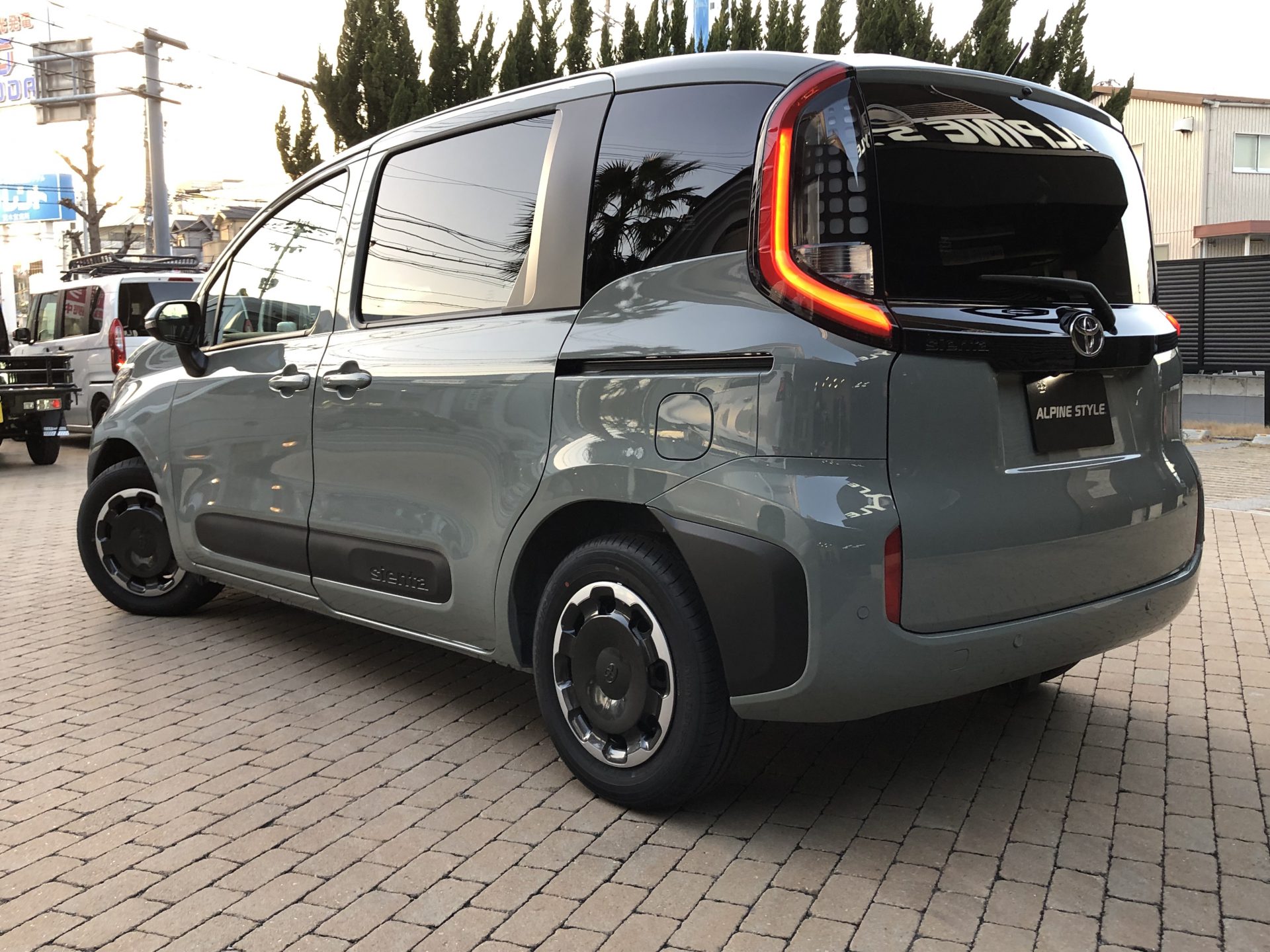 トヨタ シエンタ  Z 5人乗り