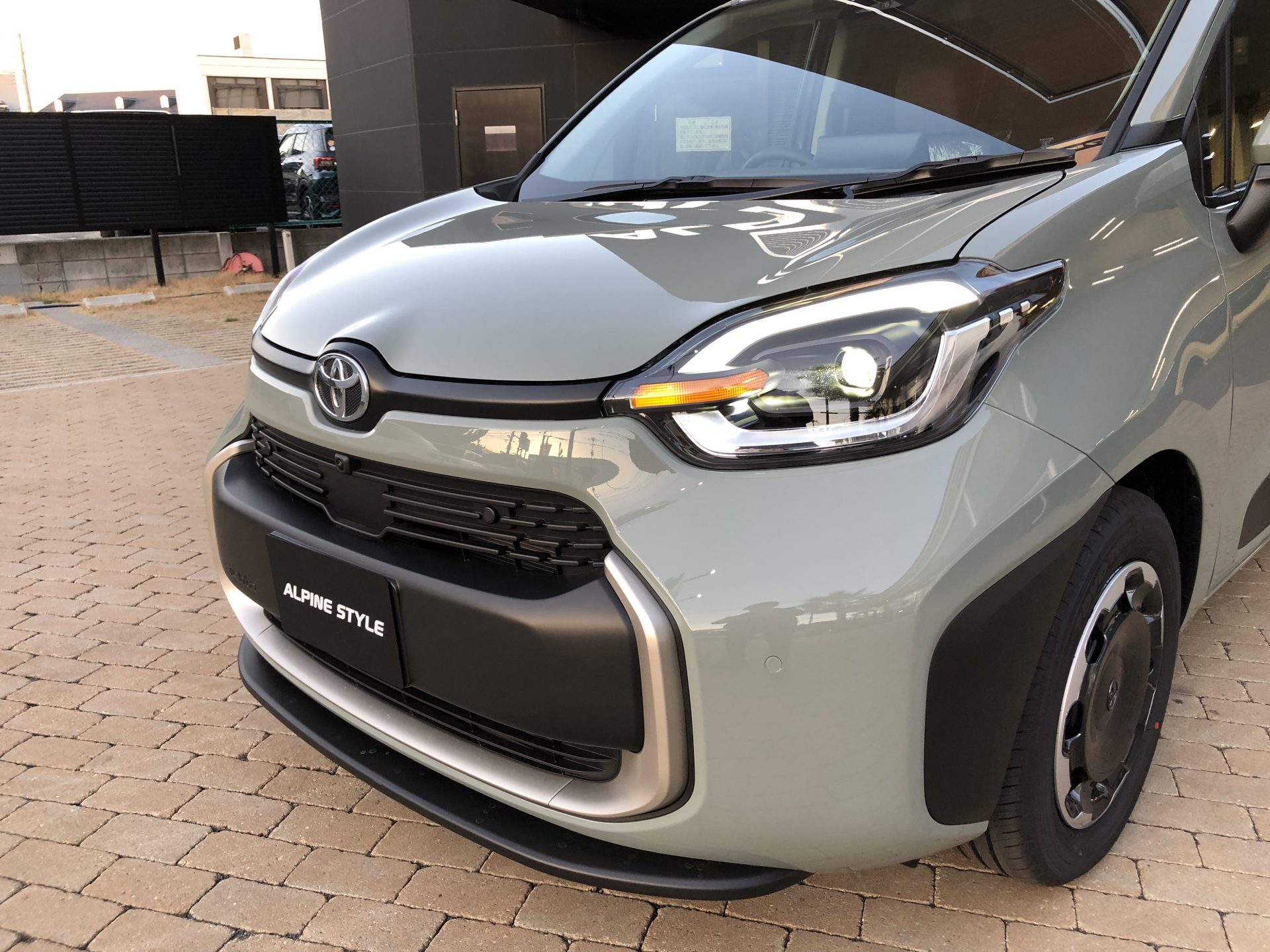 トヨタ シエンタ  Z 5人乗り