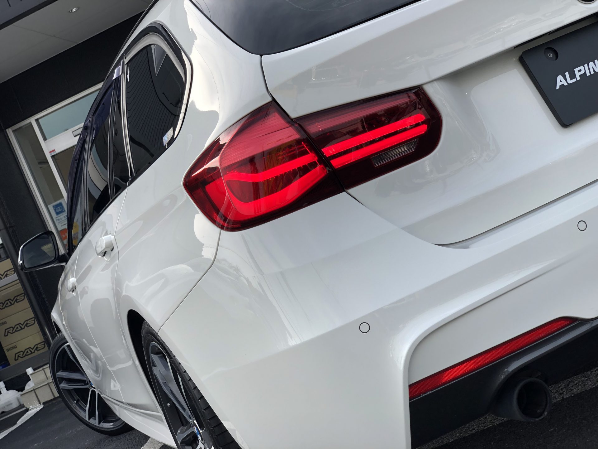 BMW 318iTouringMsport EDITION SHADOW