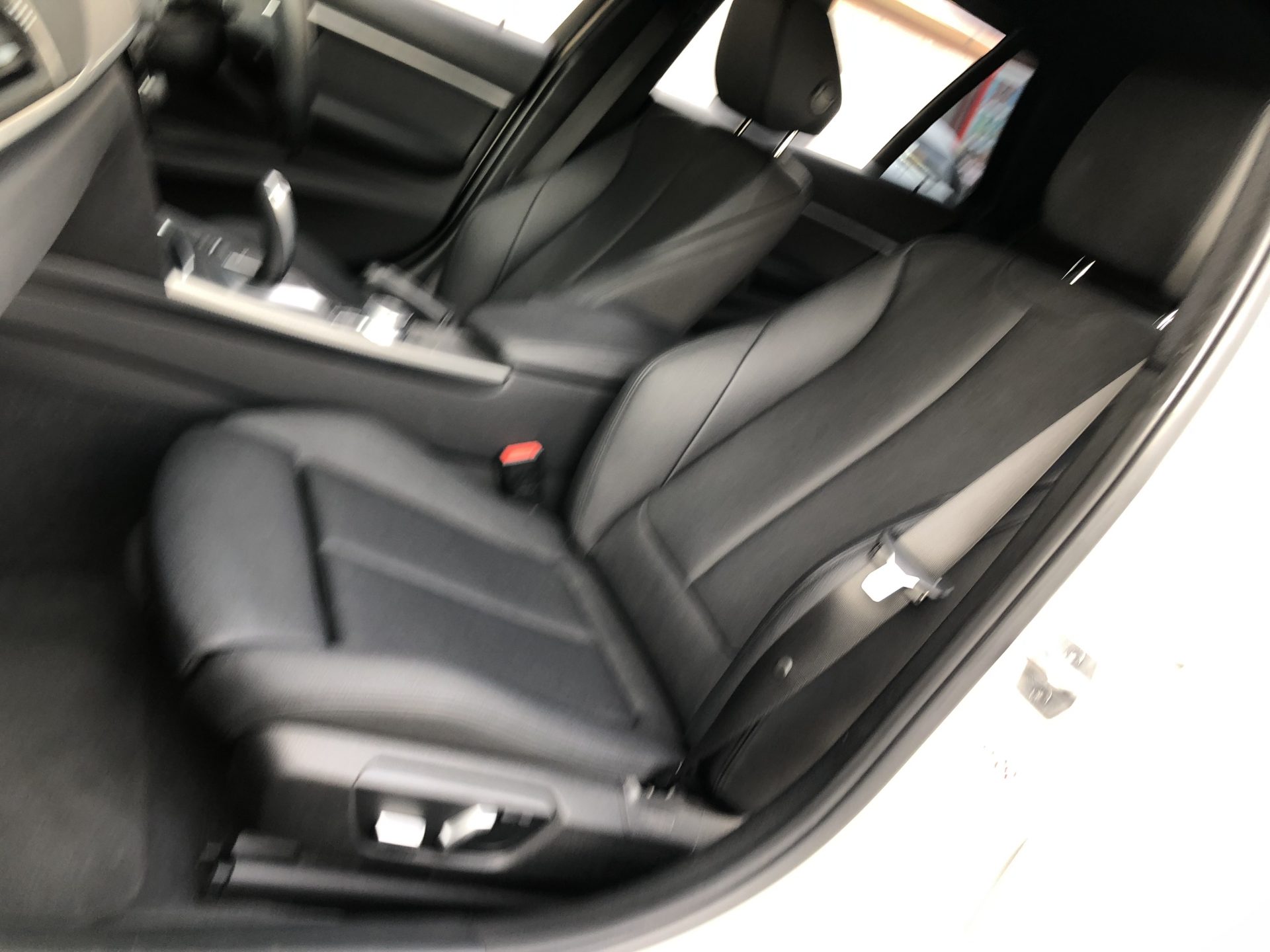 BMW 318iTouringMsport EDITION SHADOW