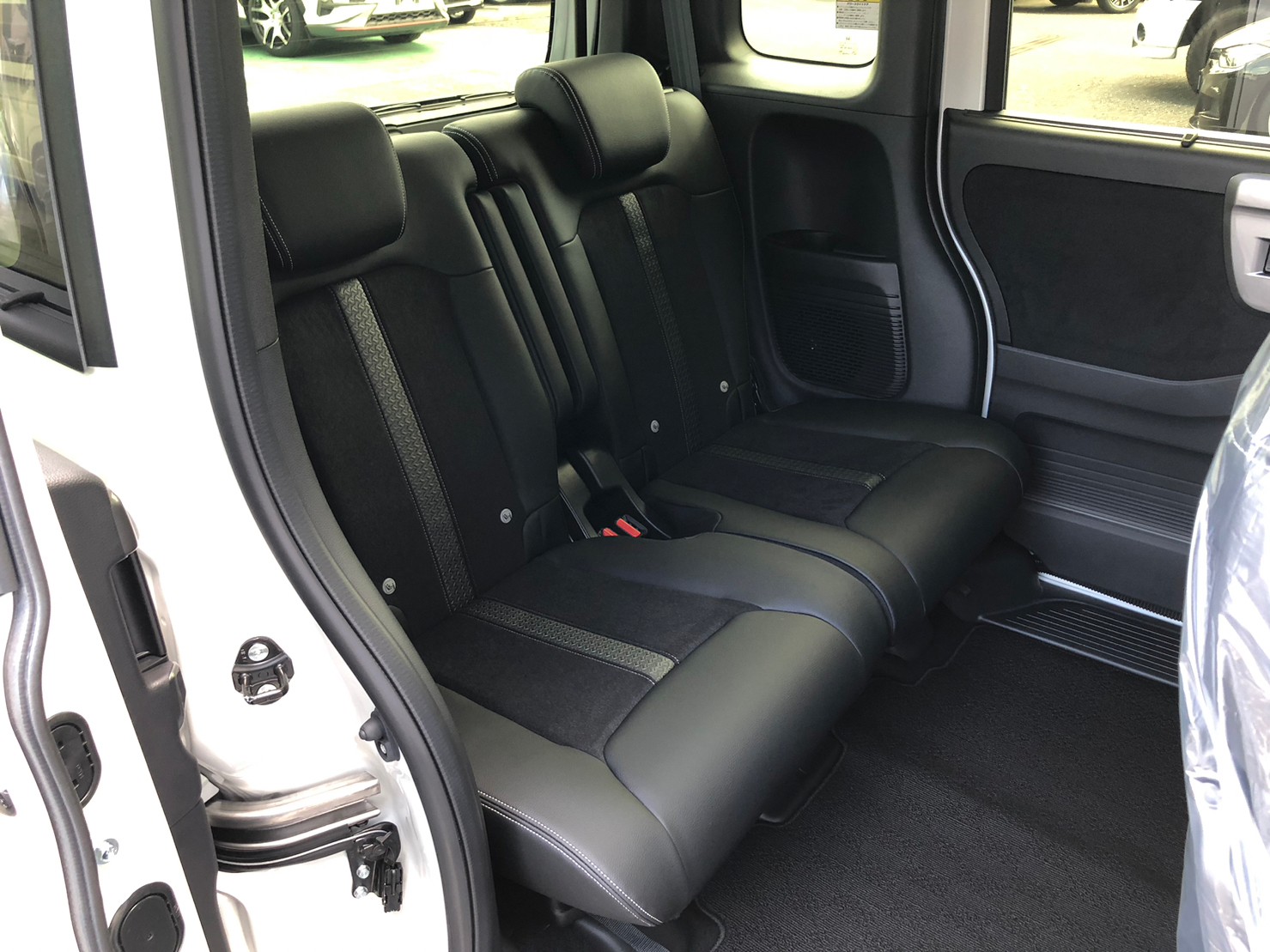 N-BOX CUSTOM Lturbo STYLE+Black