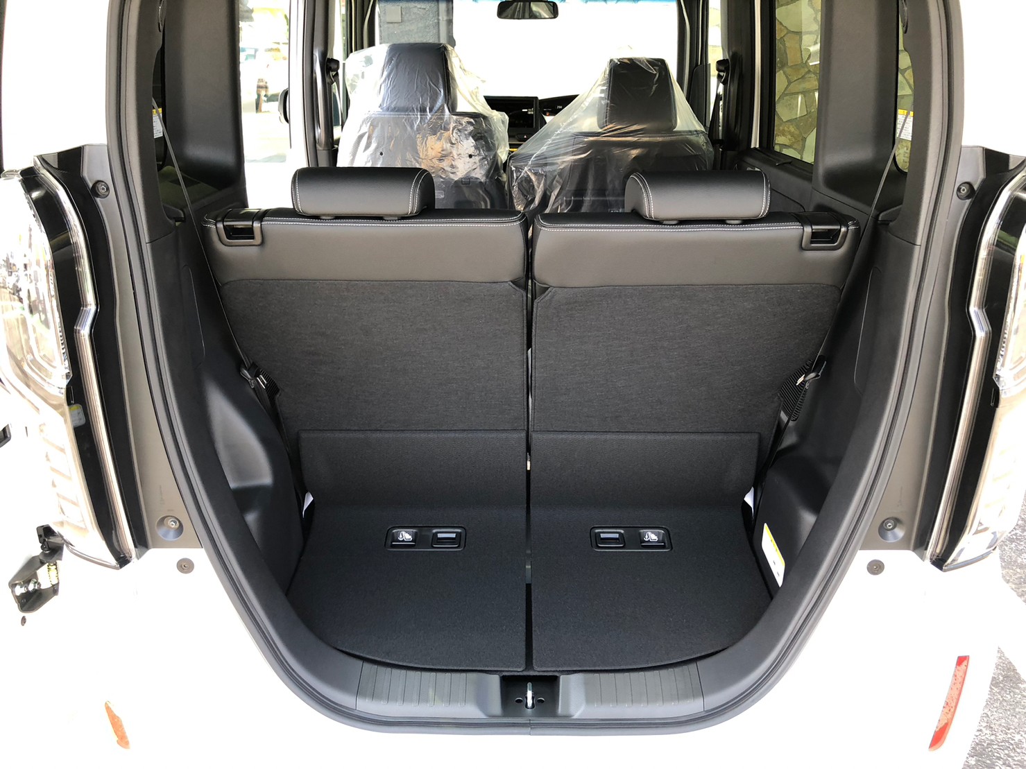N-BOX CUSTOM Lturbo STYLE+Black