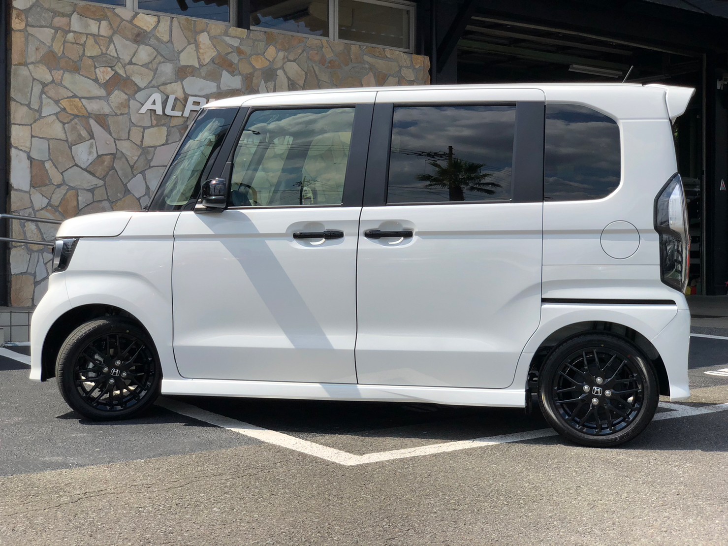 N-BOX CUSTOM Lturbo STYLE+Black