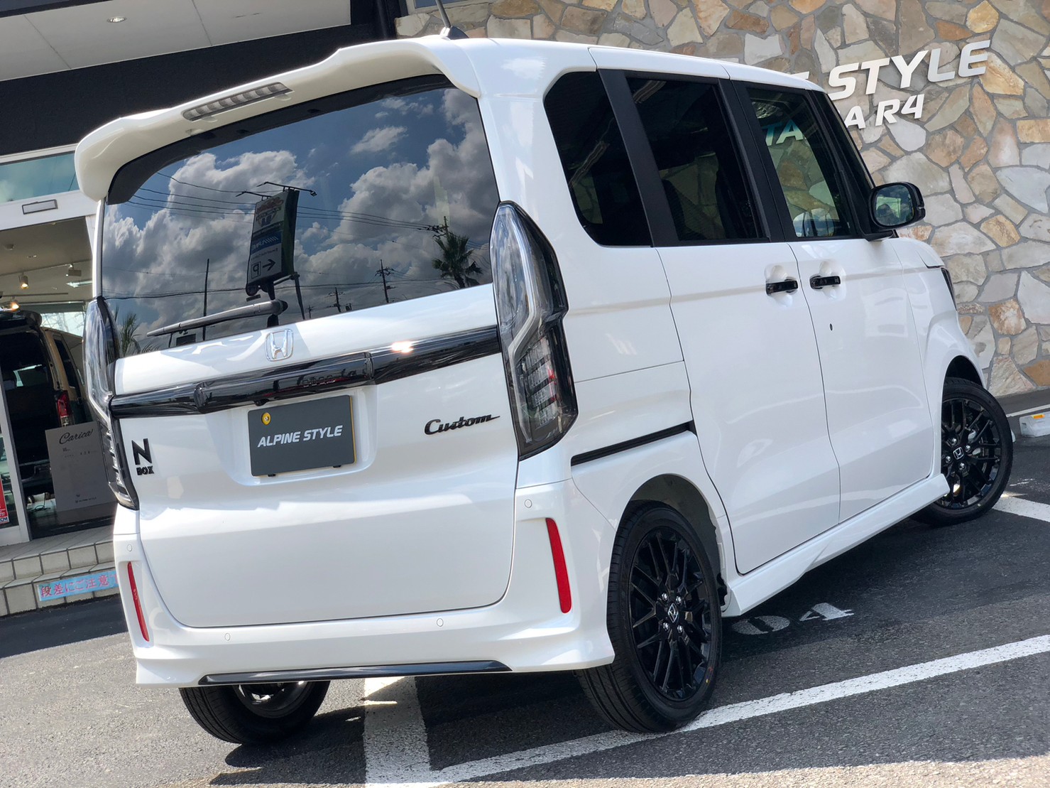 N-BOX CUSTOM Lturbo STYLE+Black