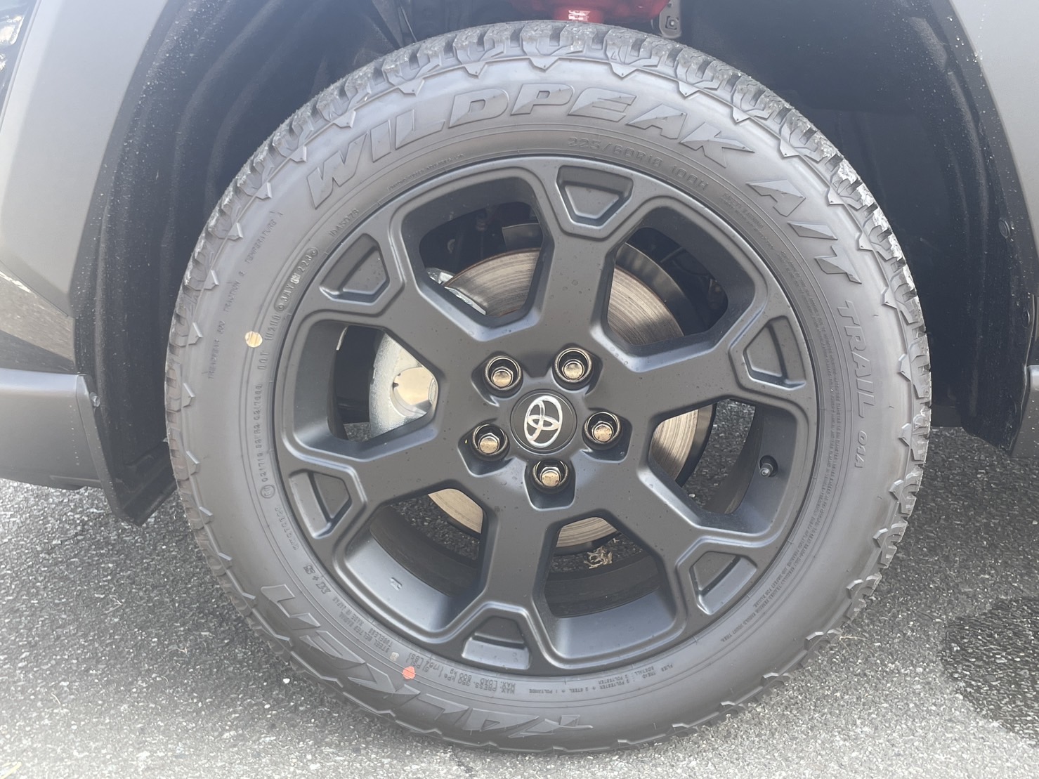 トヨタ RAV4 ADVENTURE ”OFFROAD PACKAGE２”