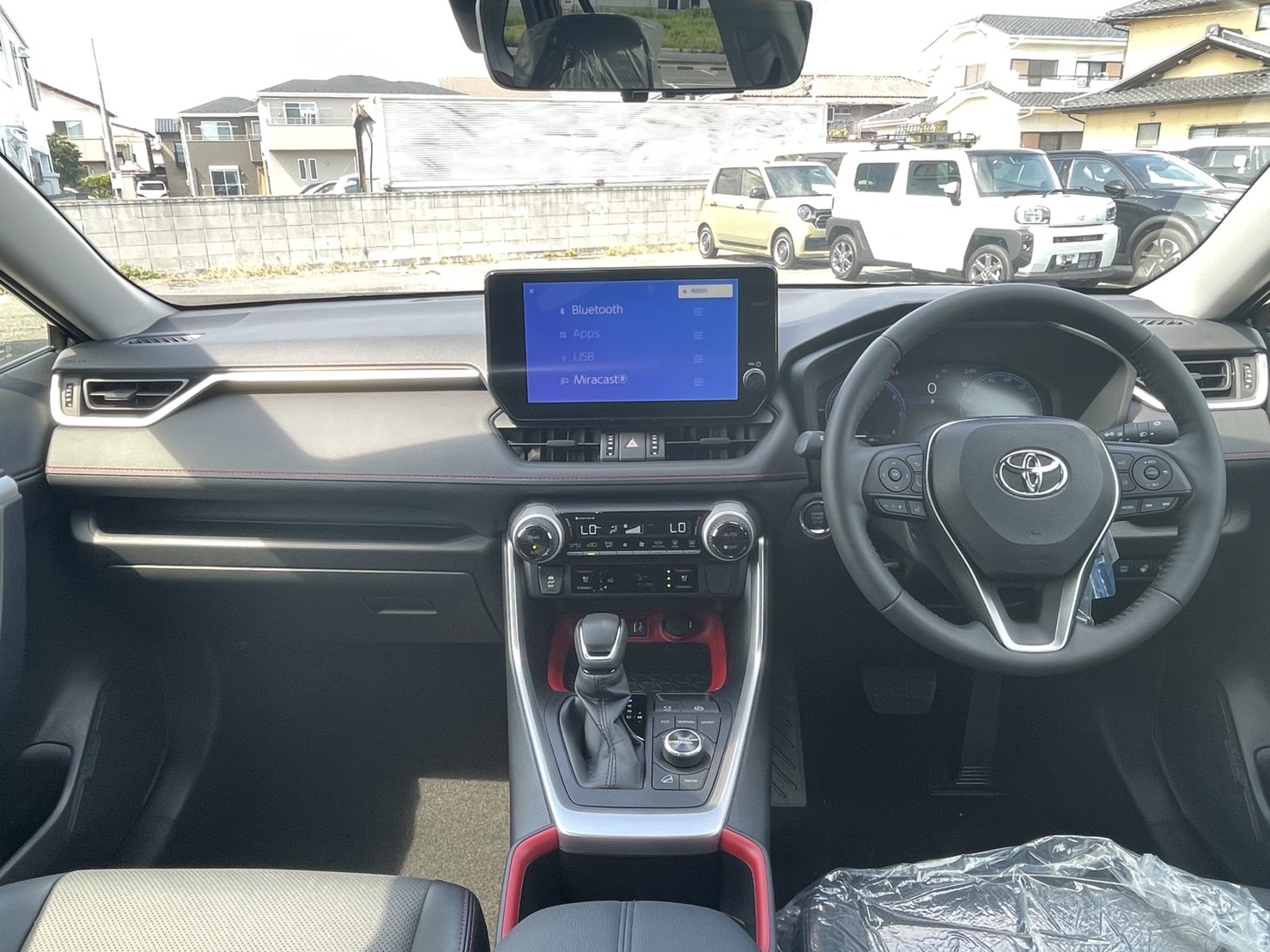 トヨタ RAV4 ADVENTURE ”OFFROAD PACKAGE２”