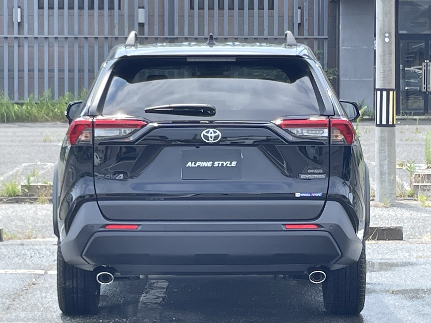 トヨタ RAV4 ADVENTURE ”OFFROAD PACKAGE２”