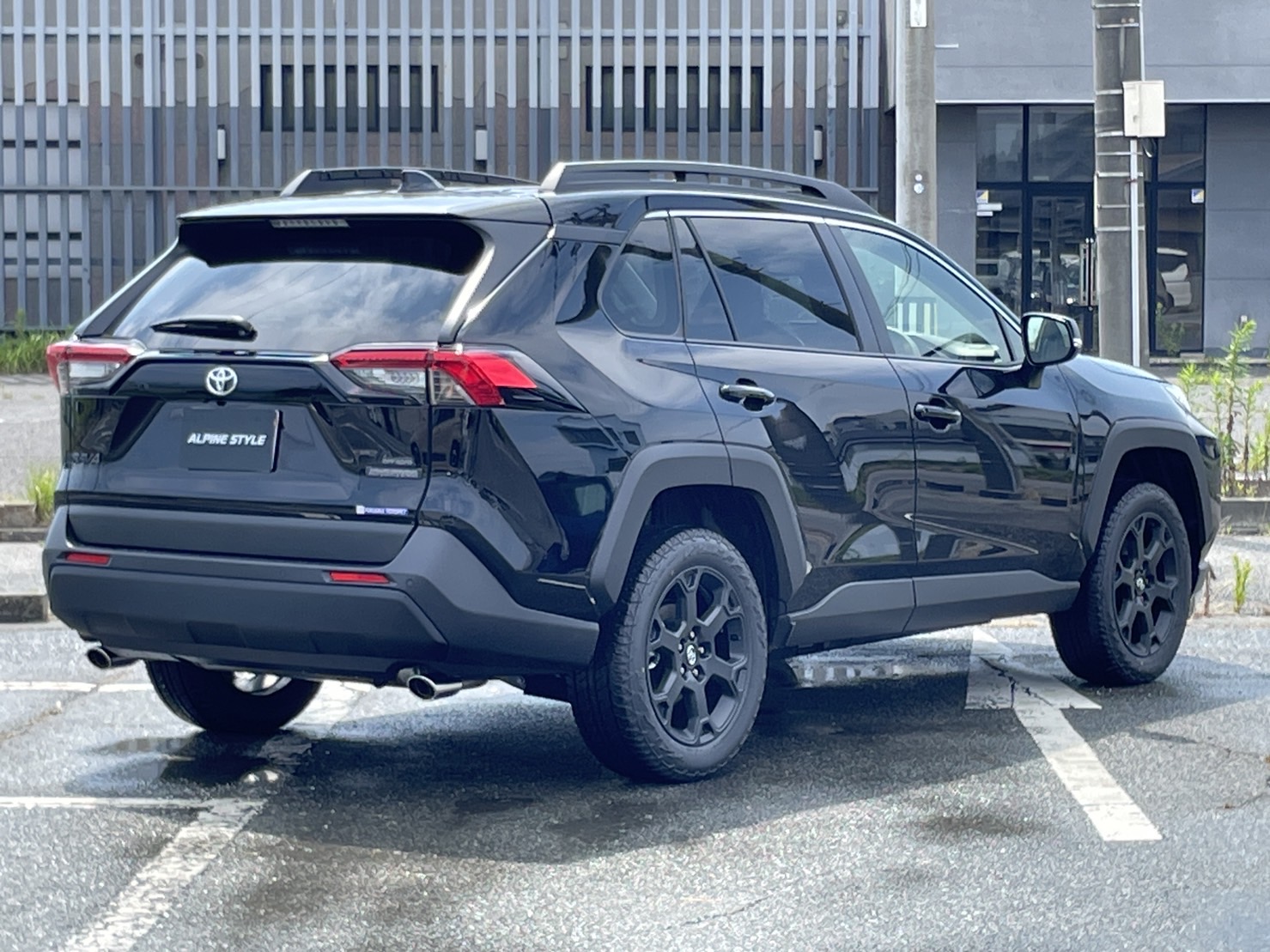 トヨタ RAV4 ADVENTURE ”OFFROAD PACKAGE２”