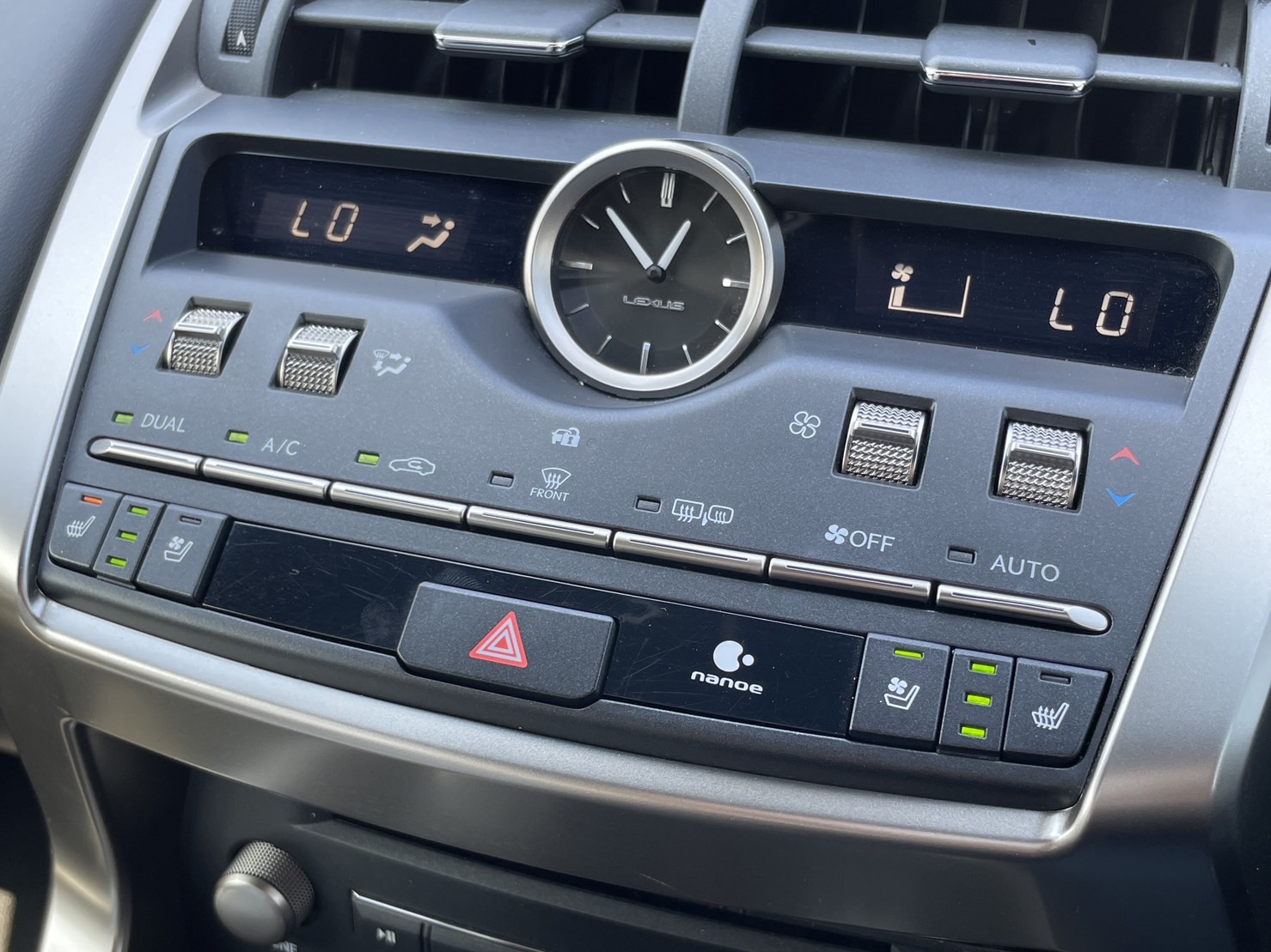 レクサス NX 300Fスポーツ