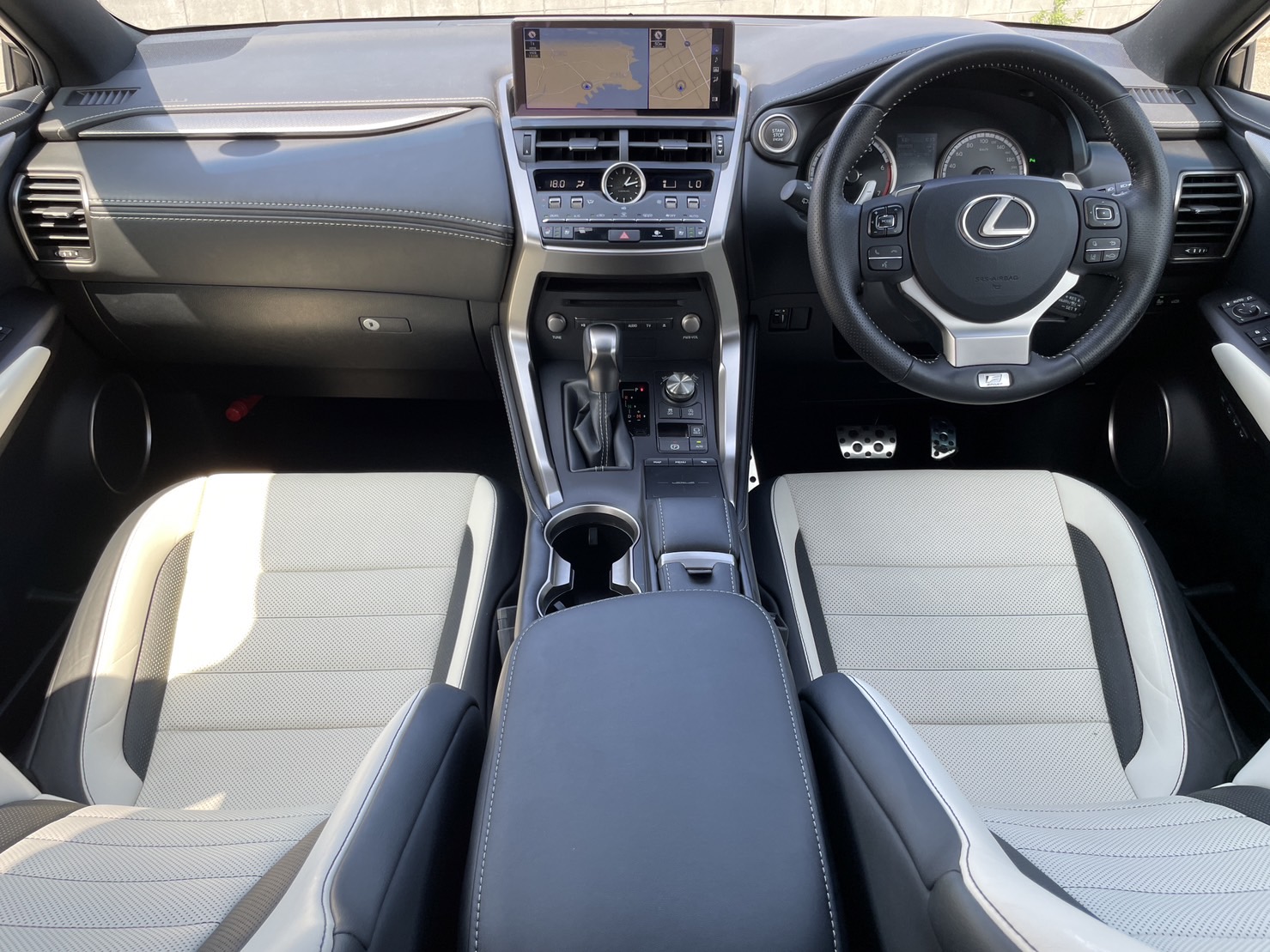 レクサス NX 300Fスポーツ