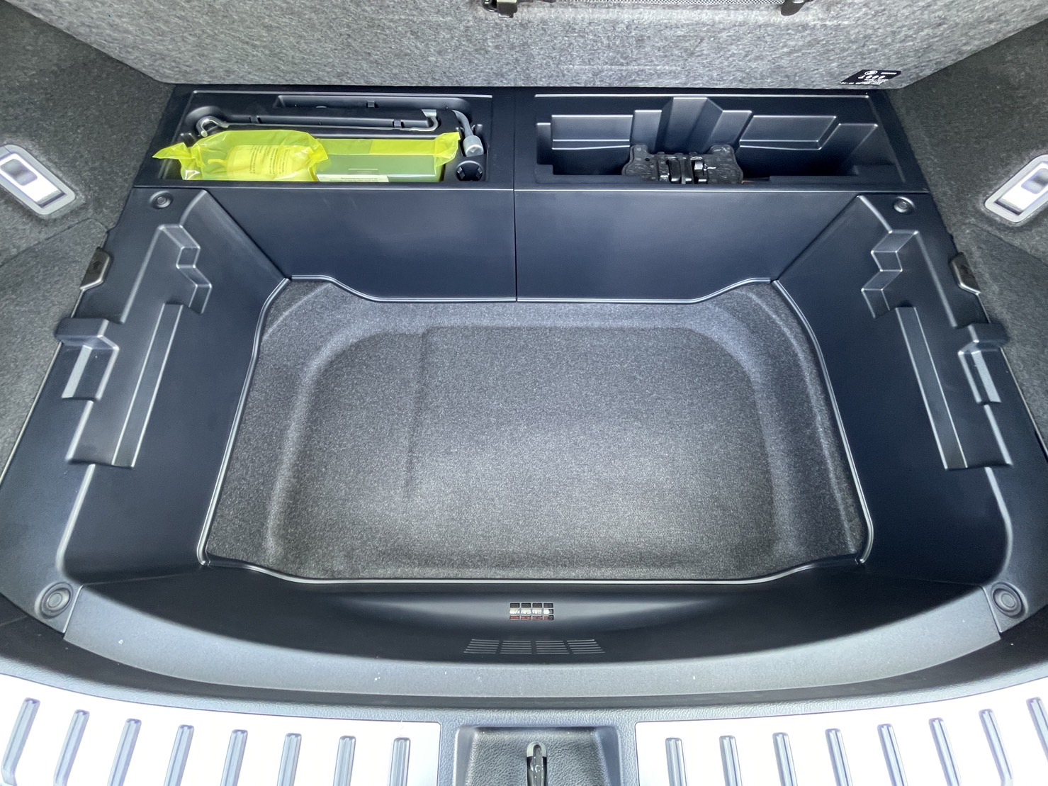 レクサス NX 300Fスポーツ
