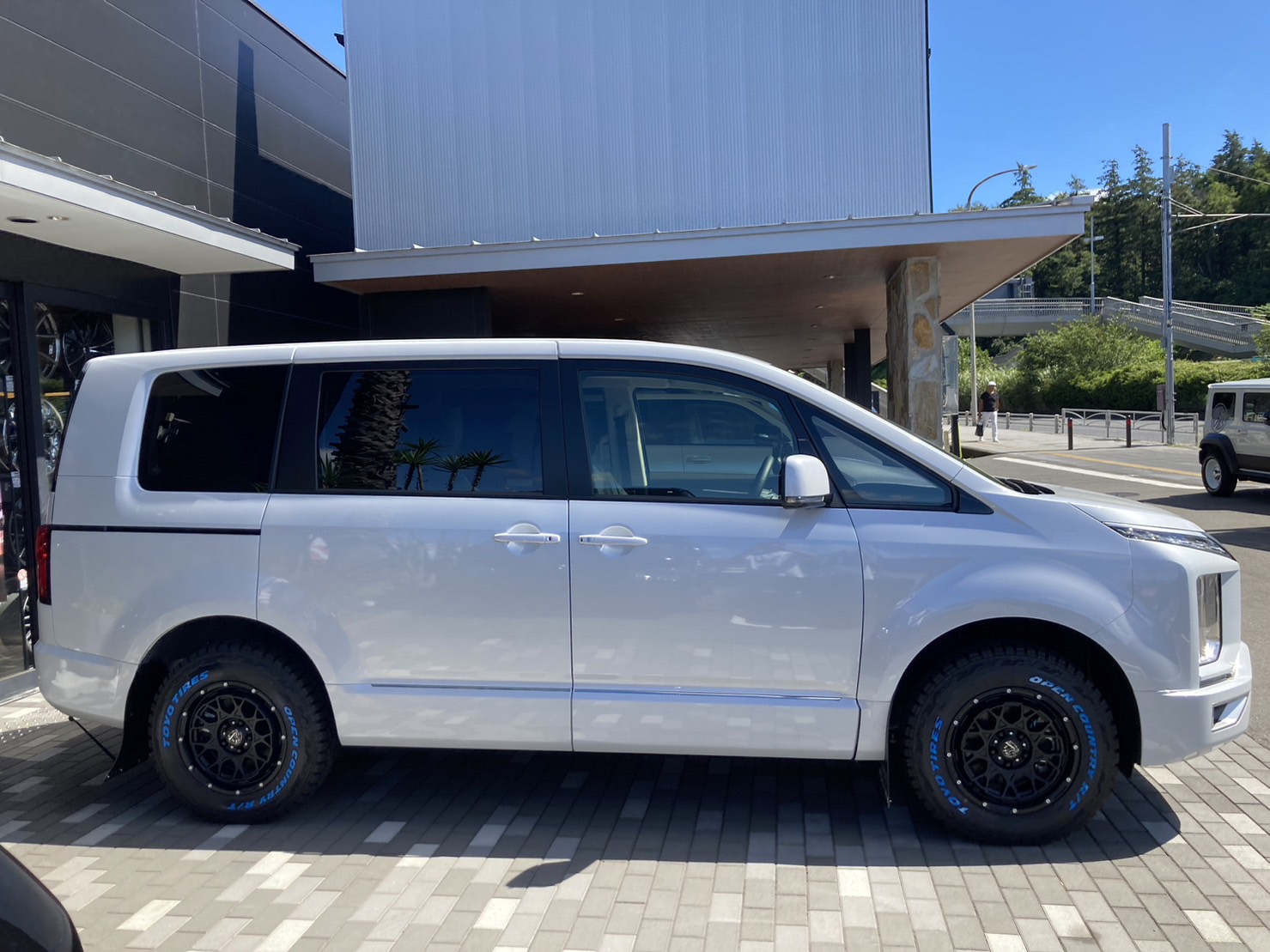 MITSUBISHI デリカD52.2DT Gパワーパッケージ 4WD