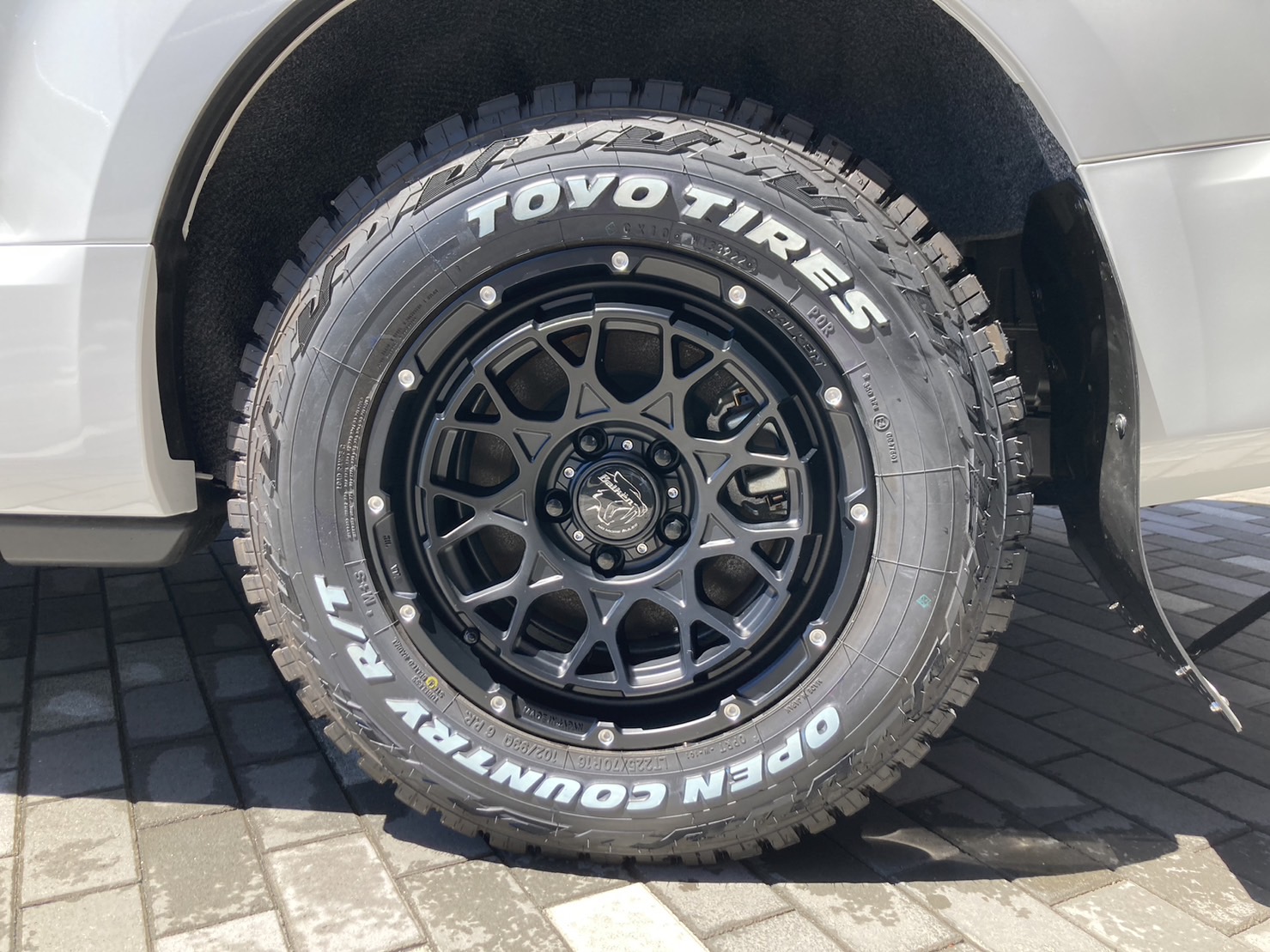 MITSUBISHI デリカD52.2DT Gパワーパッケージ 4WD