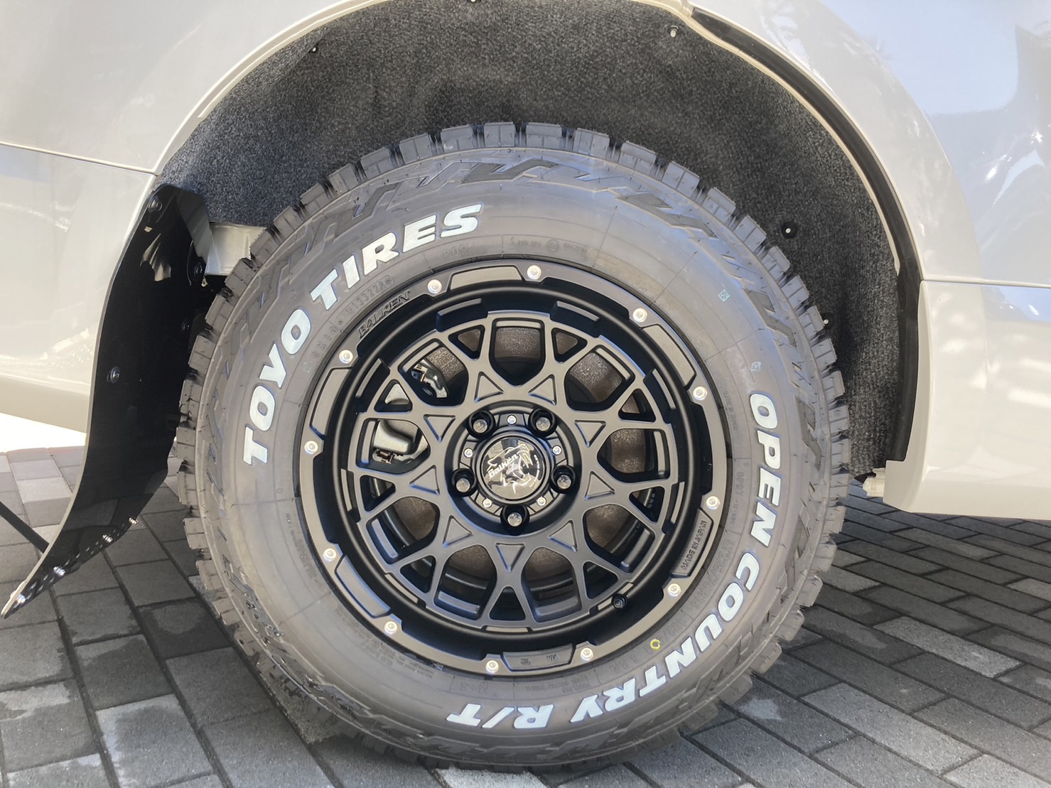 MITSUBISHI デリカD52.2DT Gパワーパッケージ 4WD