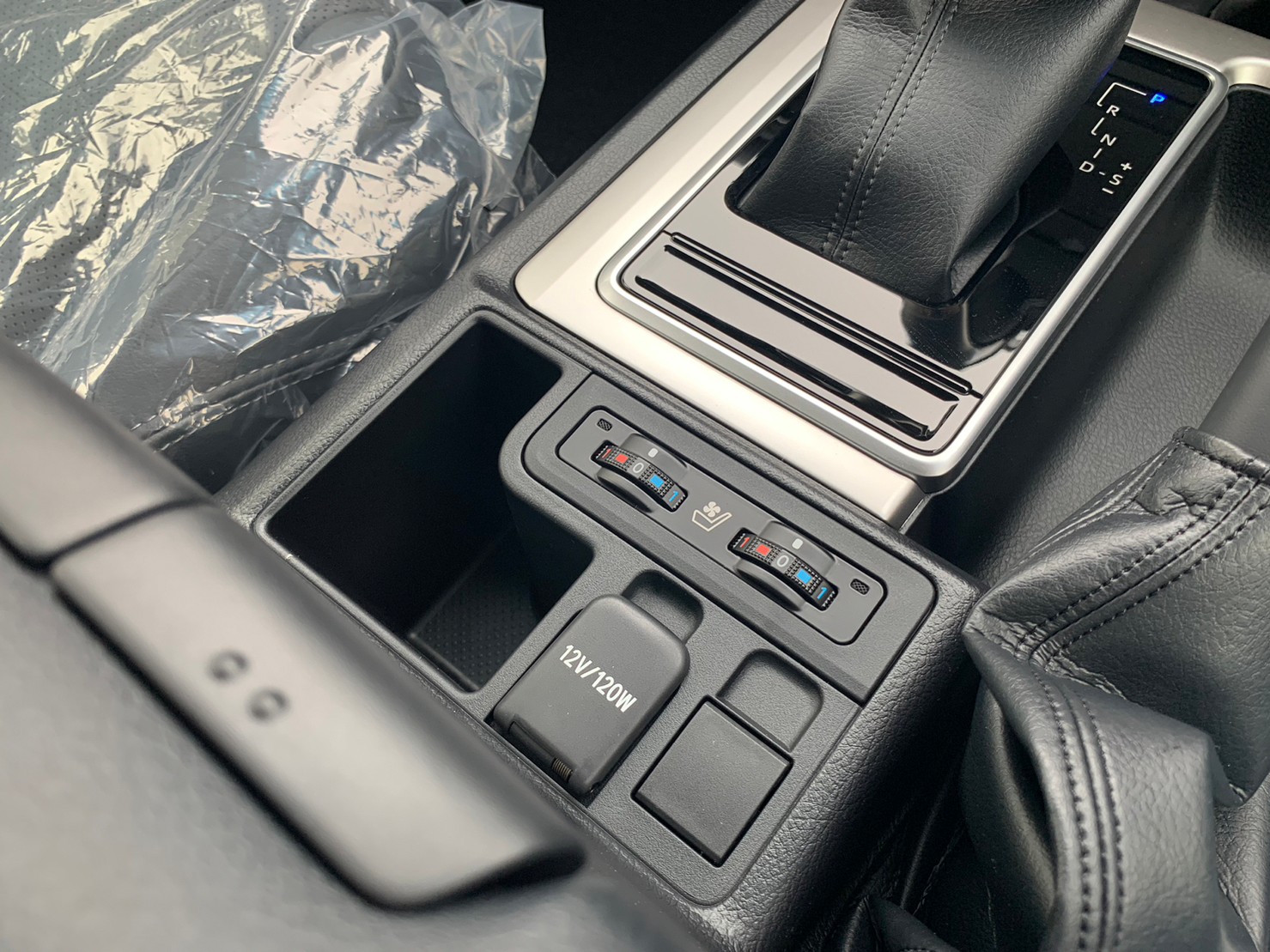 TOYOTA ランドクルーザープラド TX-Lマットブラックエディション