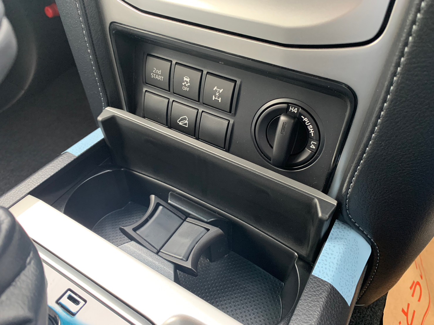 TOYOTA ランドクルーザープラド TX-Lマットブラックエディション