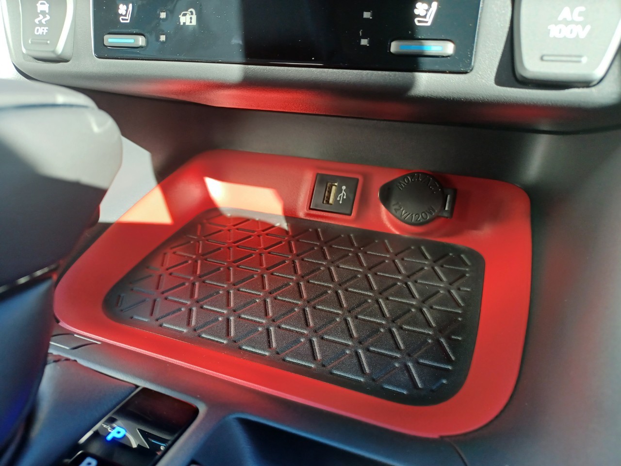 TOYOTA RAV4 アドベンチャー　オフロードパッケージⅡ 安心安全パッケージ