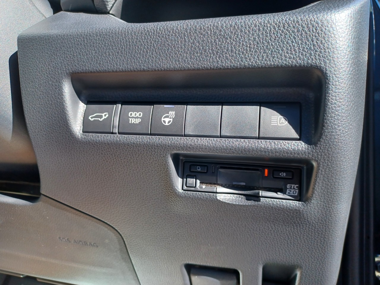 TOYOTA RAV4 アドベンチャー　オフロードパッケージⅡ 安心安全パッケージ