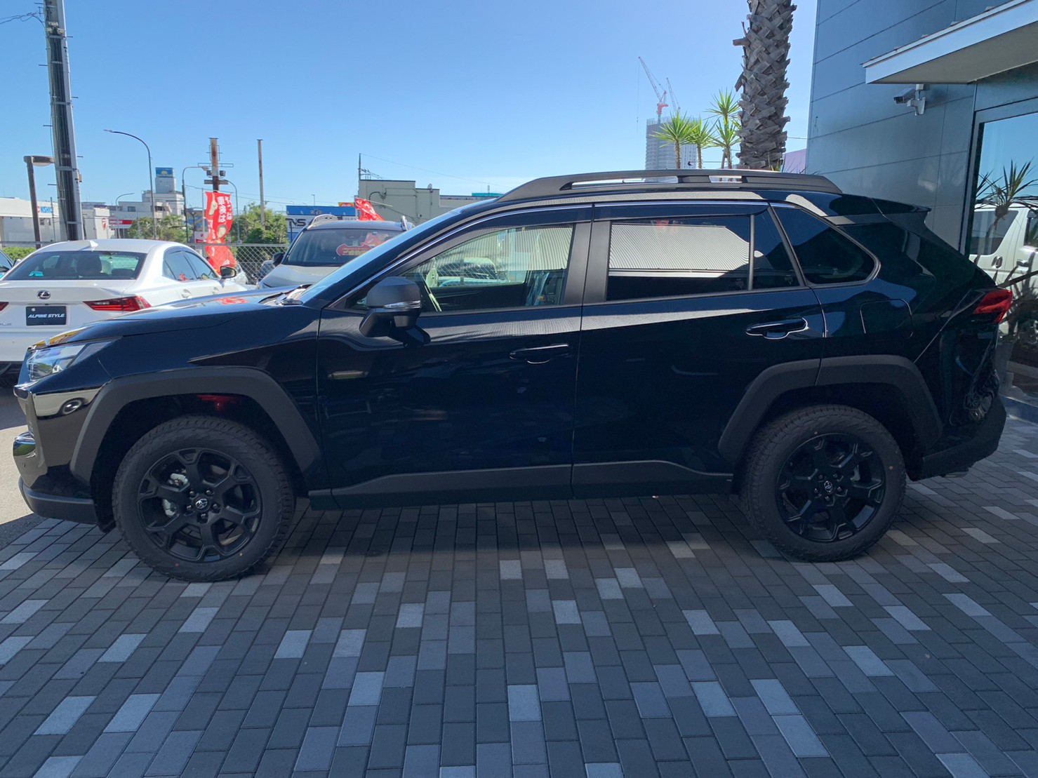 TOYOTA RAV4 アドベンチャー　オフロードパッケージⅡ 安心安全パッケージ