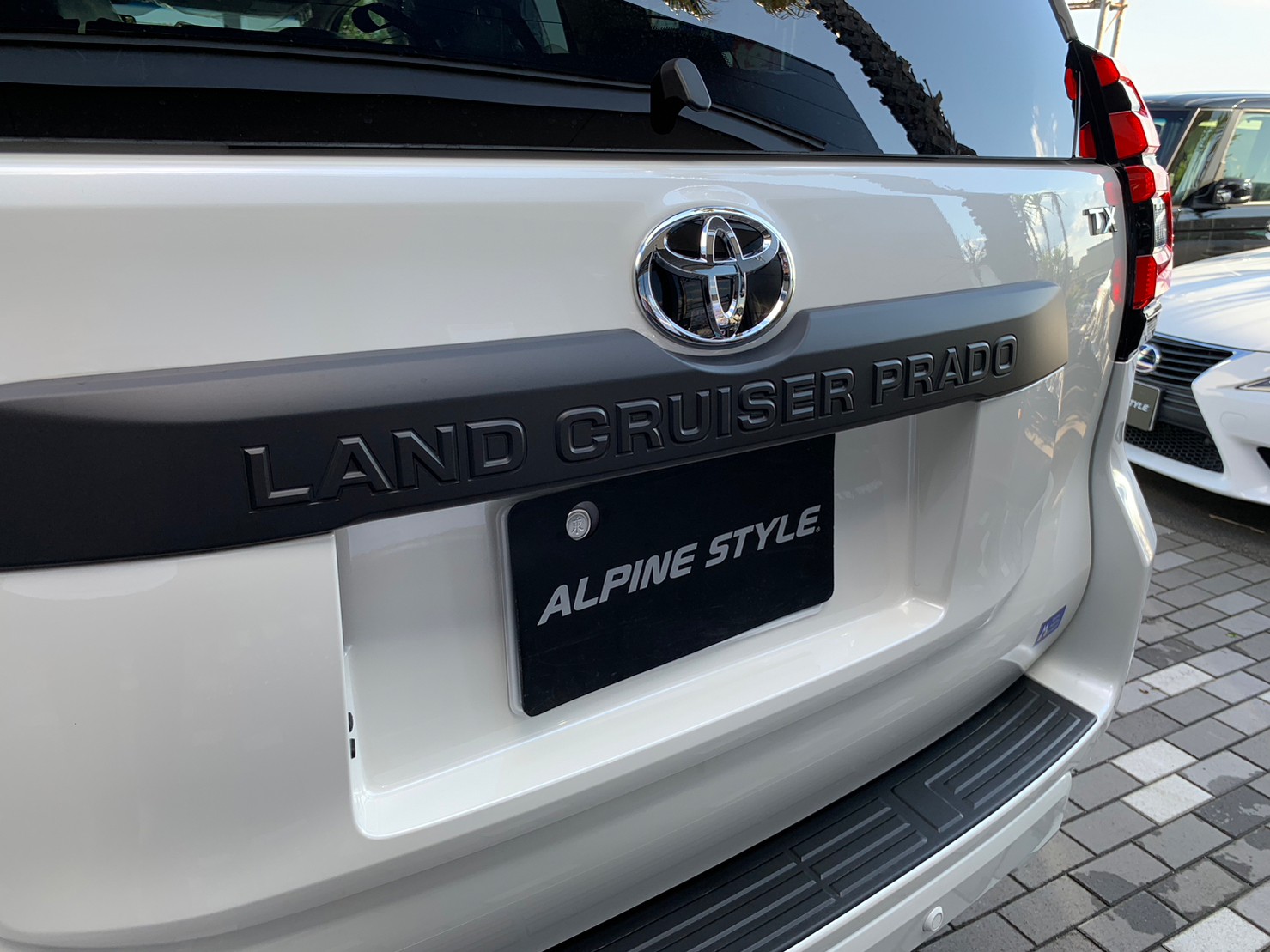 TOYOTA ランドクルーザープラド TX-Lマットブラックエディション