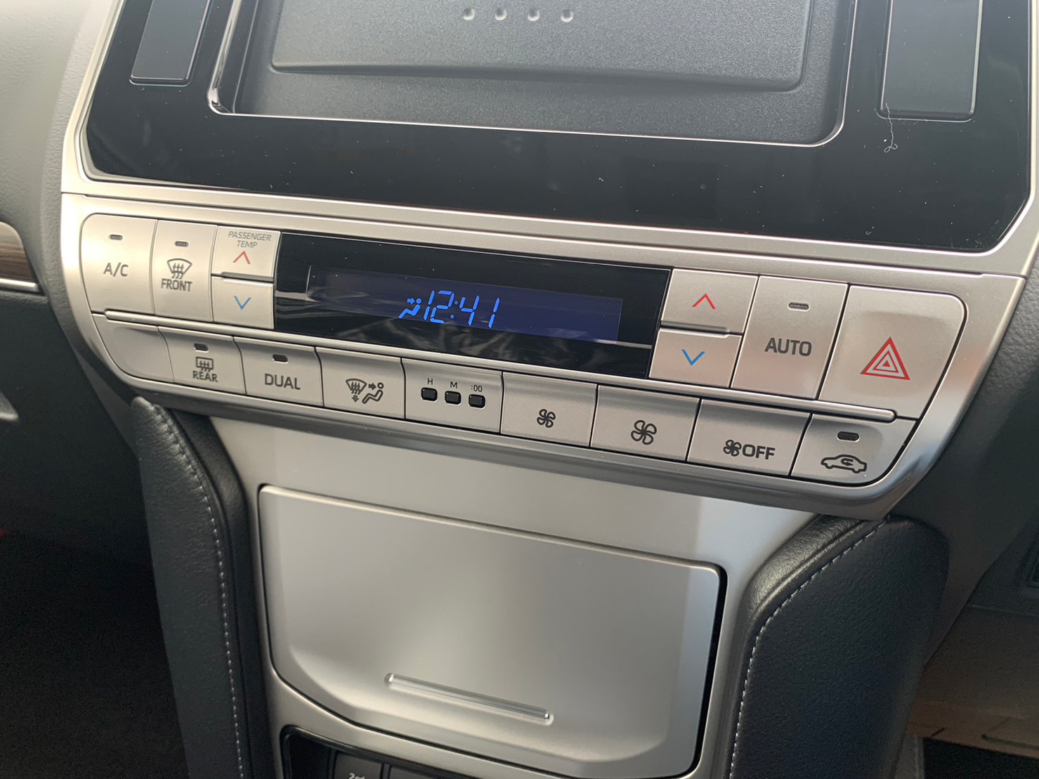 TOYOTA ランドクルーザープラド TX-Lマットブラックエディション