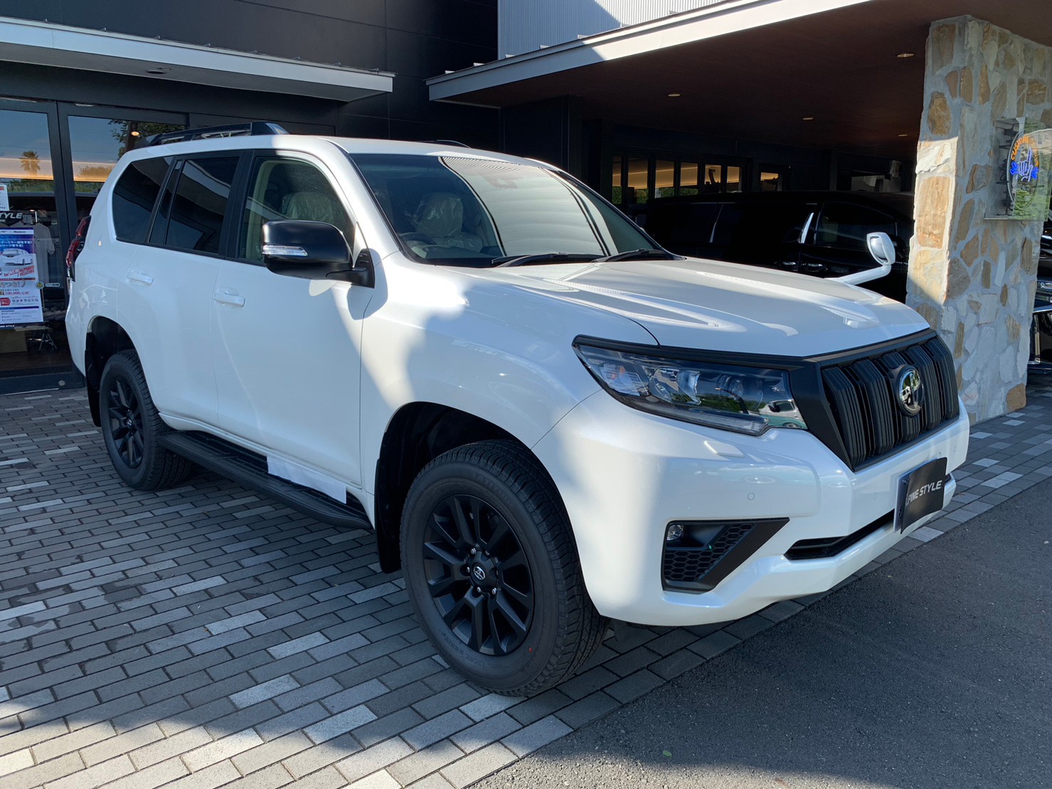 TOYOTA ランドクルーザープラド TX-Lマットブラックエディション