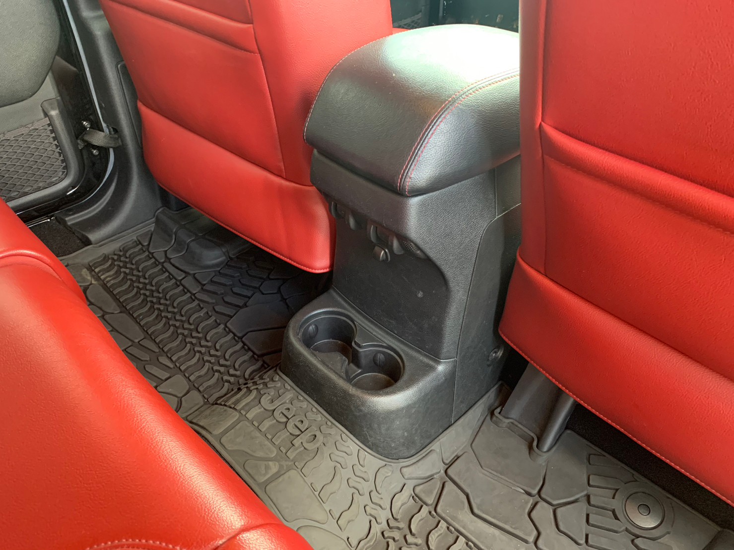 JEEPラングラーアンリミテッドルビコンハードロック