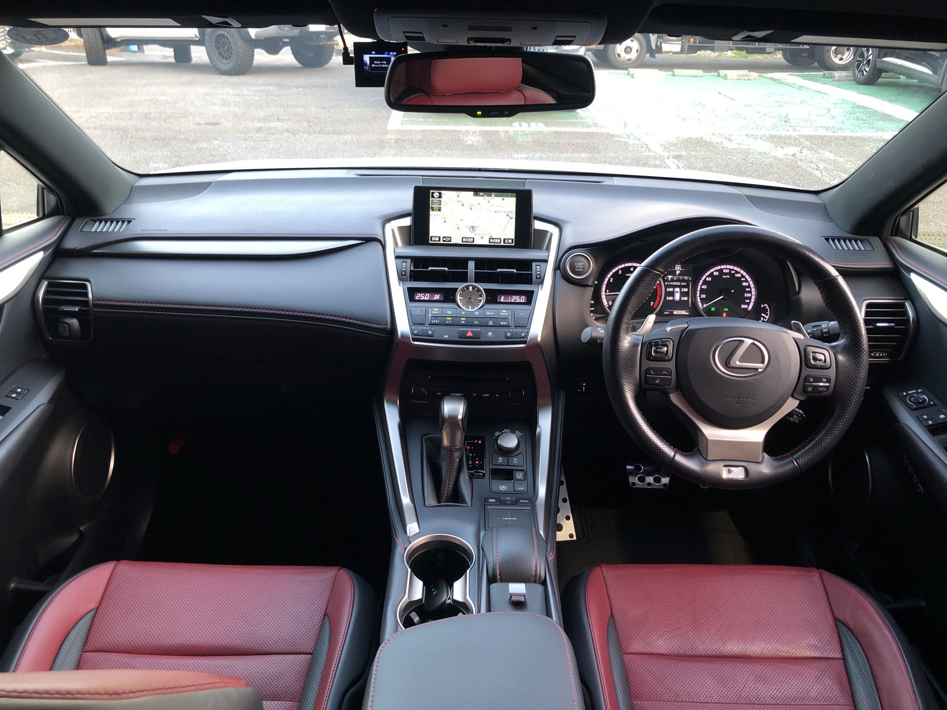 LEXUS NX ２００ｔＦスポーツ