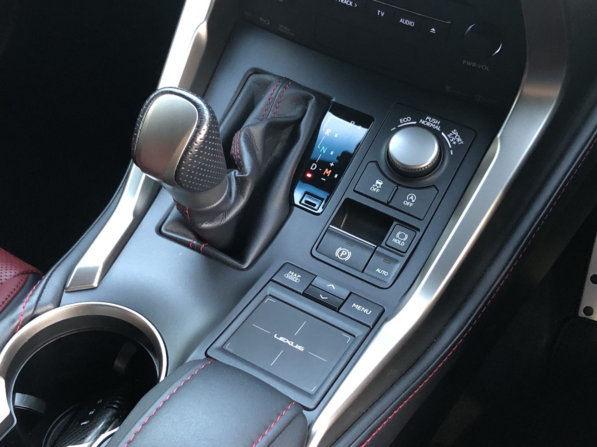 LEXUS NX ２００ｔＦスポーツ